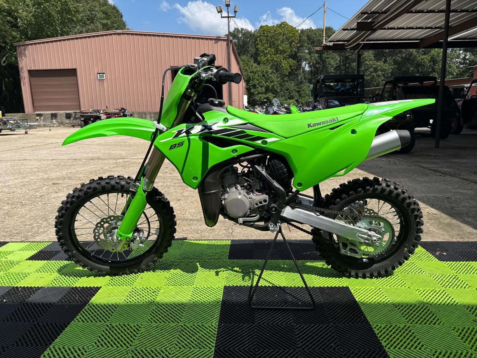 2025 Kawasaki KX™ 85 - Photo 5