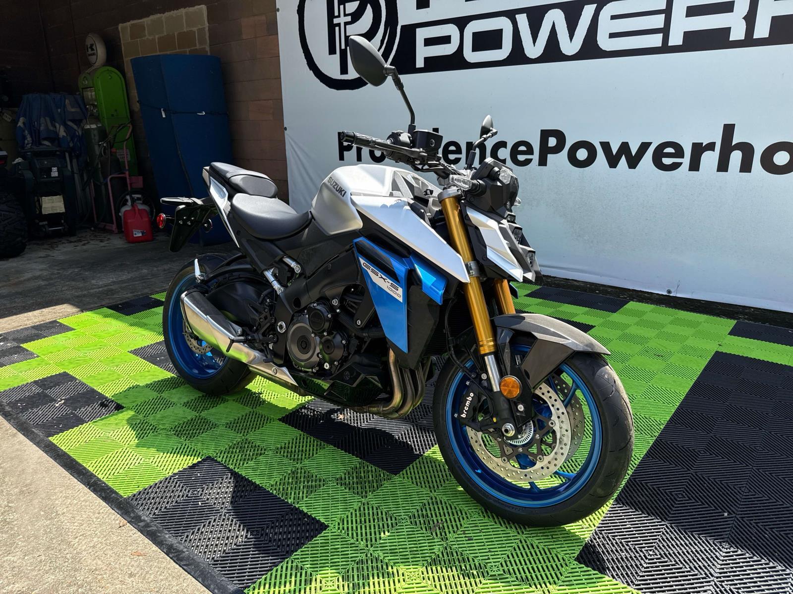 2025 Suzuki GSX-S 1000 - Photo 3