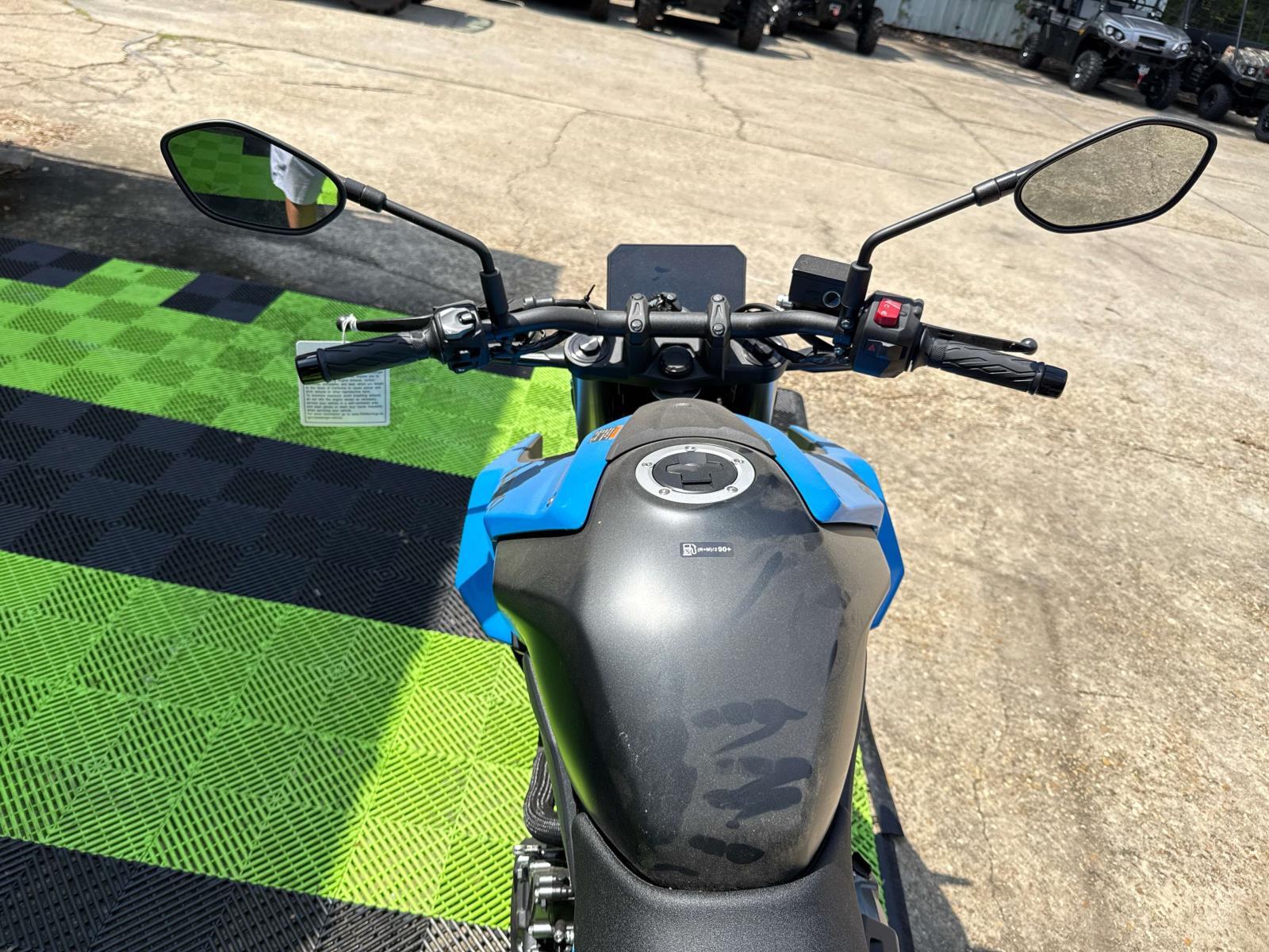 2024 Suzuki GSX-8S - Photo 6