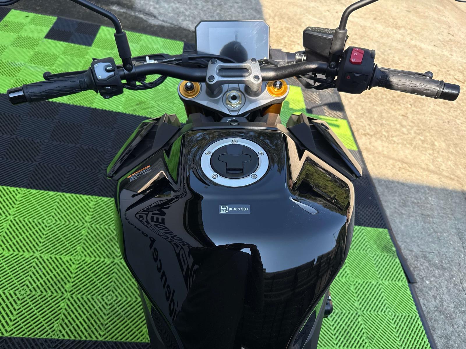 2025 Suzuki GSX-S 1000 - Photo 6