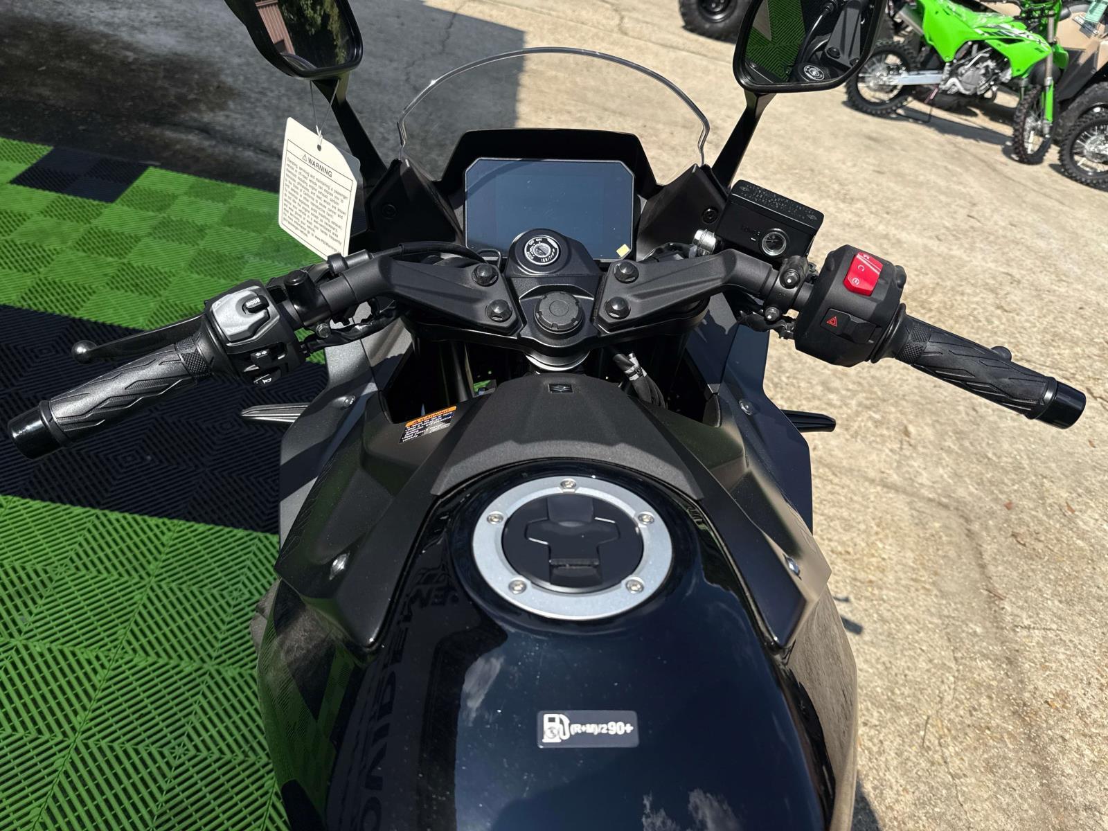 2025 Suzuki GSX-S 8R - Photo 6