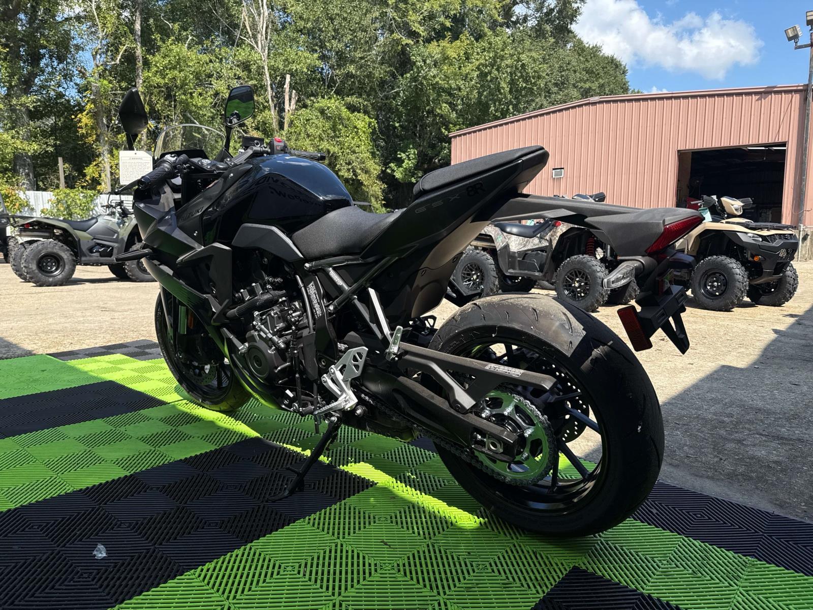 2025 Suzuki GSX-S 8R - Photo 4