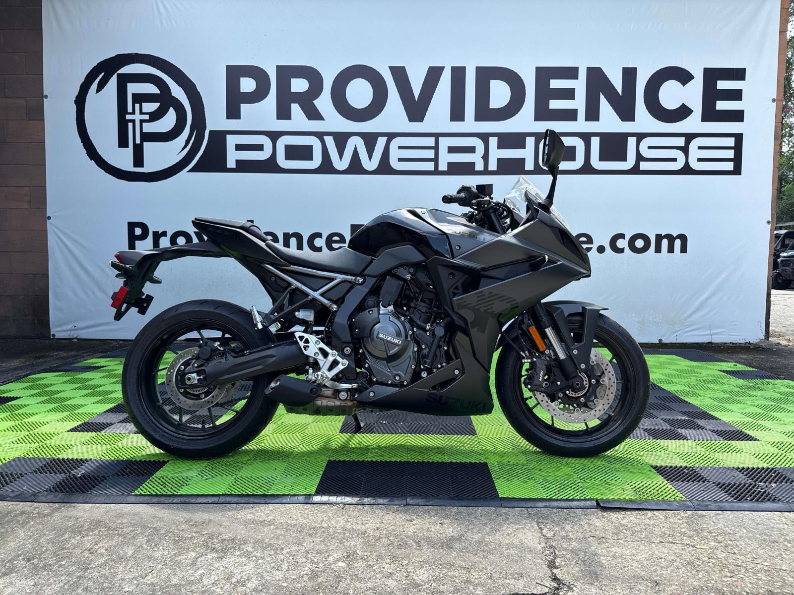 2025 Suzuki GSX-S 8R