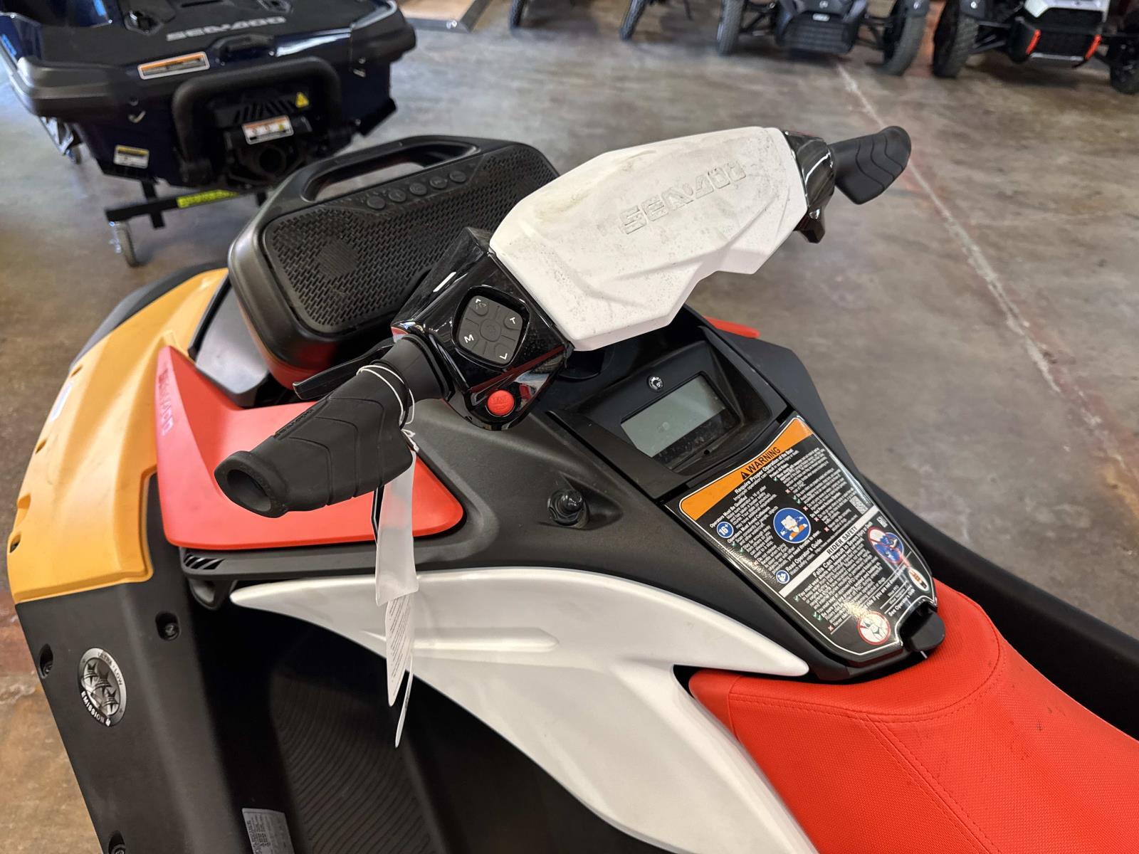 2025 Sea-Doo SPARK CONV 90 AUD OR 2UP IBR - Photo 6