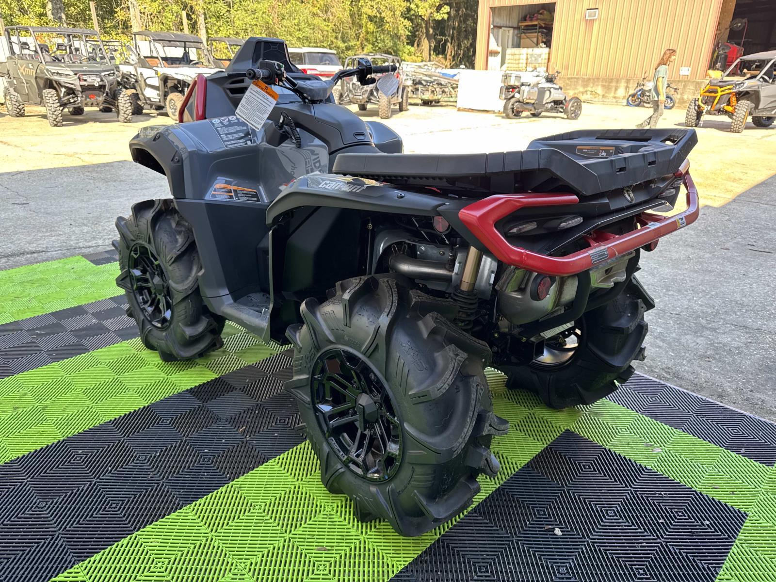 2025 Can-Am OUTLANDER XMR 850 - Photo 4