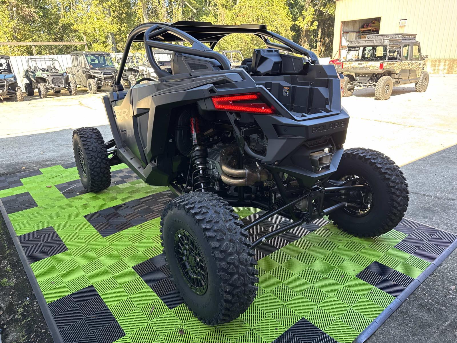 2025 Polaris RZR PRO R ULTIMATE - Photo 4
