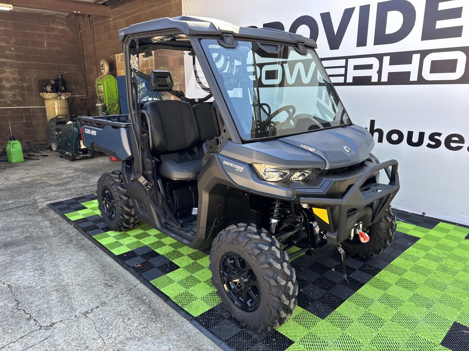 2025 Can-Am DEFENDER XT 64 HD10 - Photo 3
