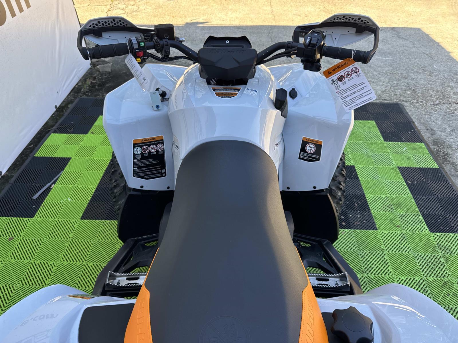 2025 Can-Am RENEGADE XXC 1000R - Photo 6