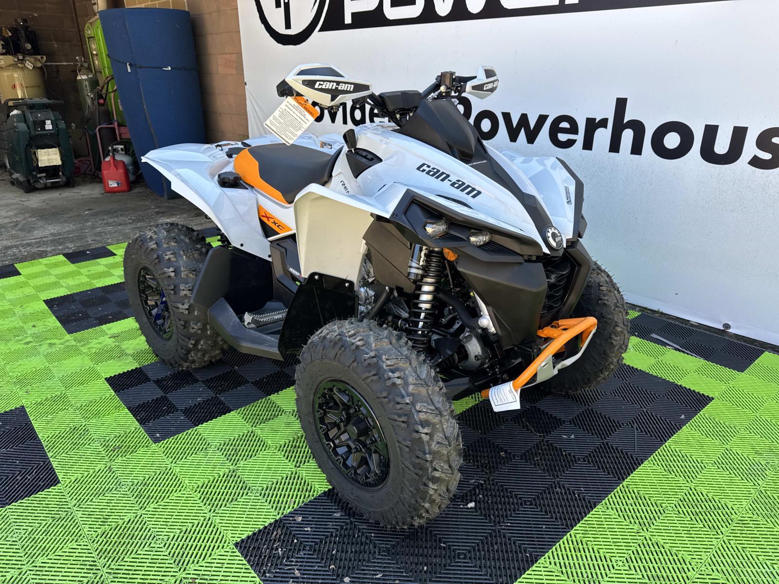 2025 Can-Am RENEGADE XXC 1000R - Photo 3