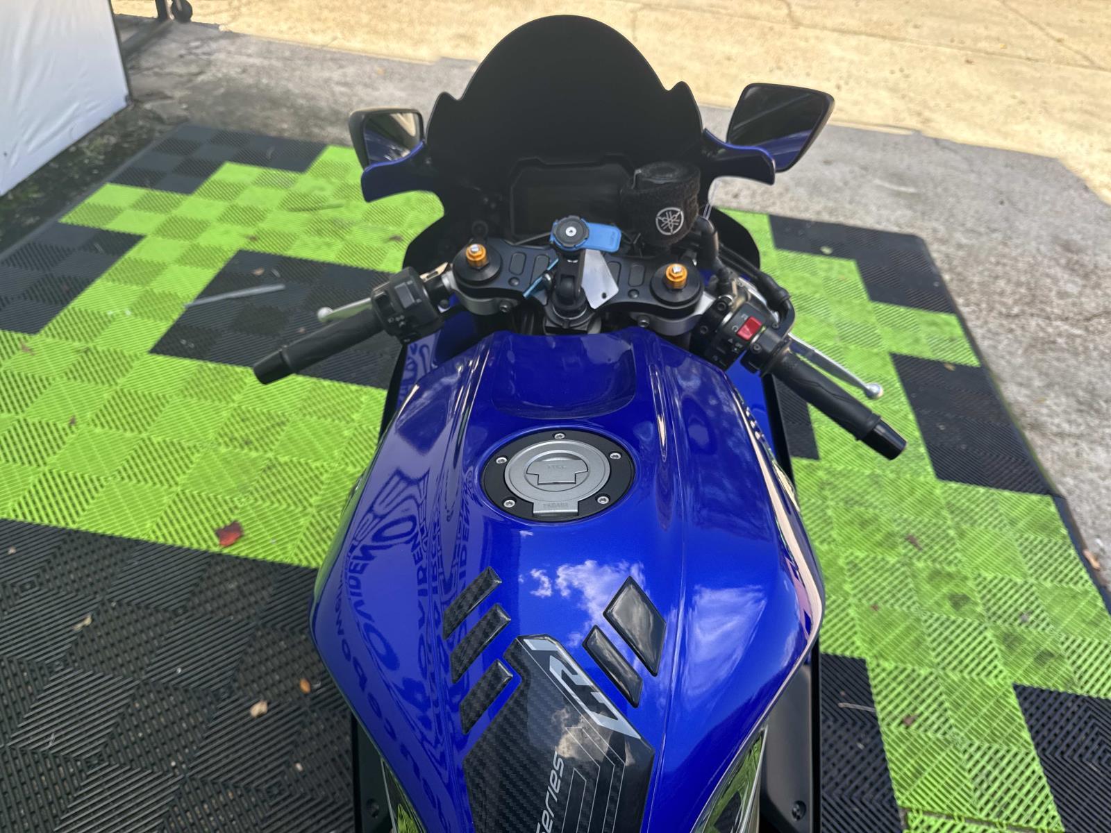 2022 Yamaha YZF R7 - Photo 6