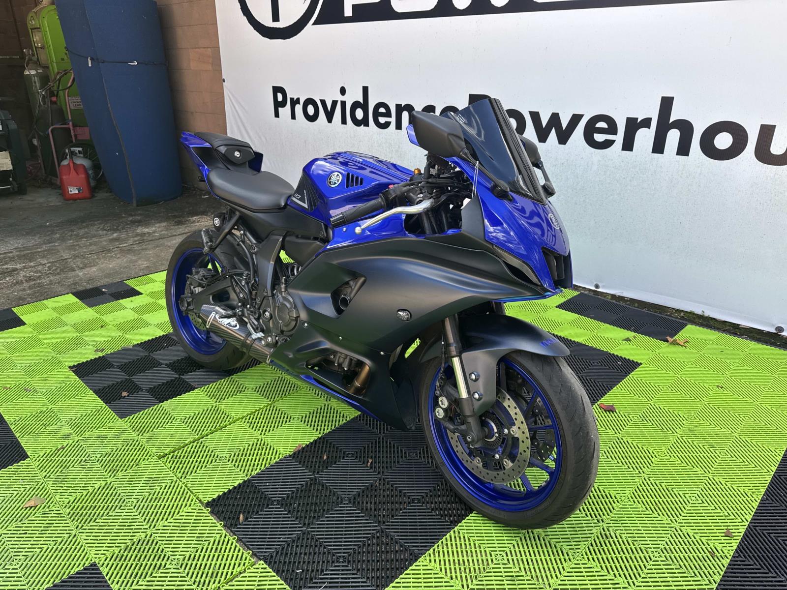 2022 Yamaha YZF R7 - Photo 3