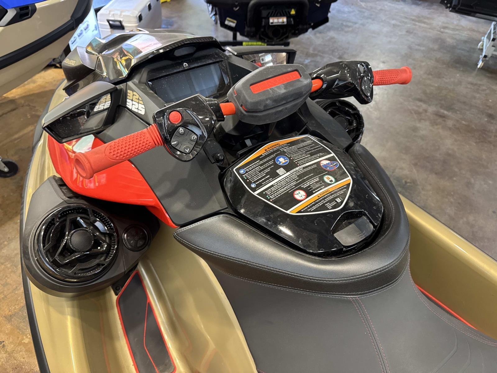 2025 Sea-Doo RXP X 325 AUDIO W/ IBR - Photo 6