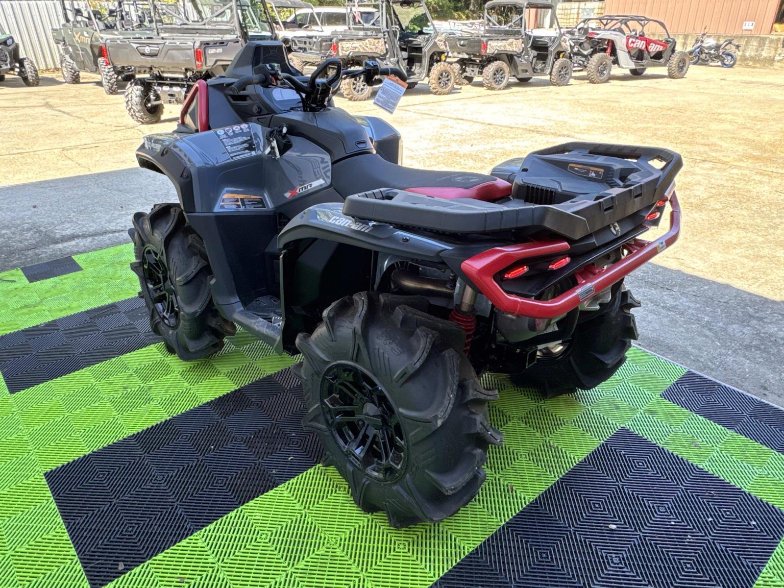 2025 Can-Am OUTLANDER XMR 1000R - Photo 4