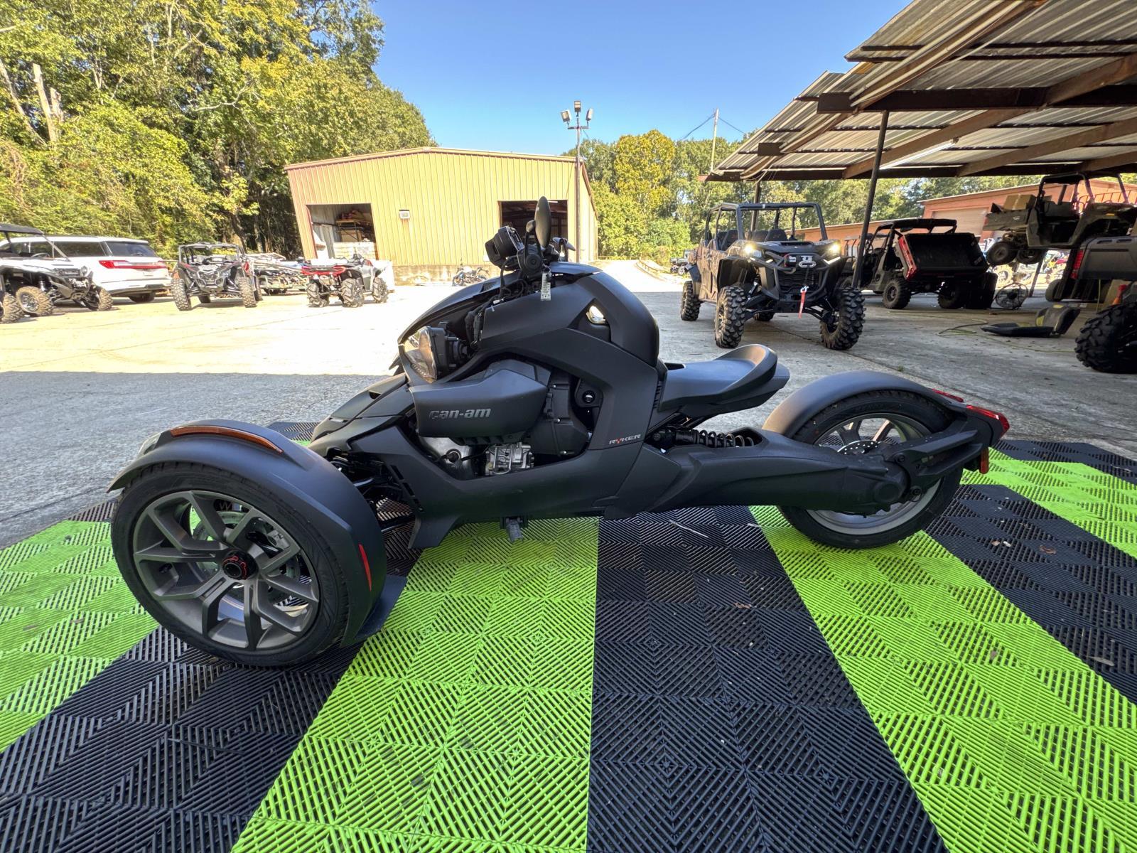 2025 Can-Am RYKER 600 ACE - Photo 5