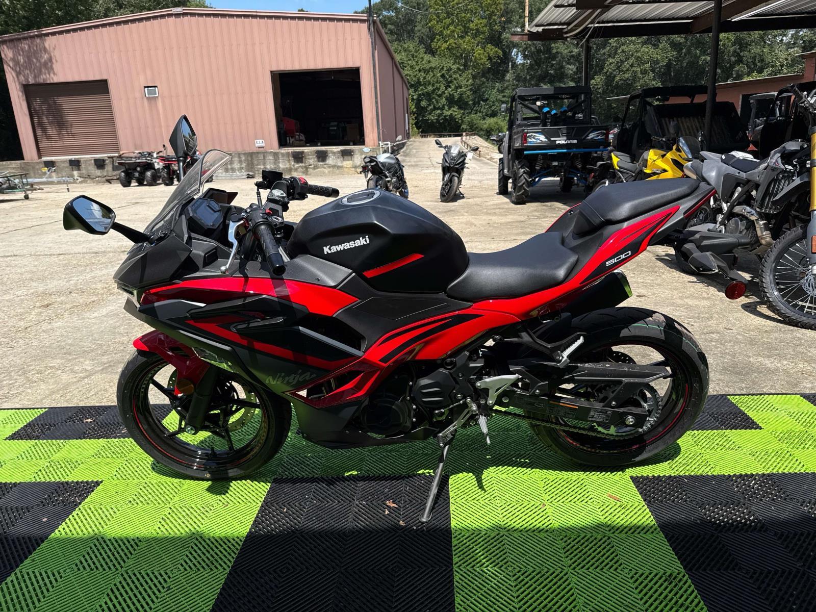 2025 Kawasaki Ninja 500 ABS - Photo 5