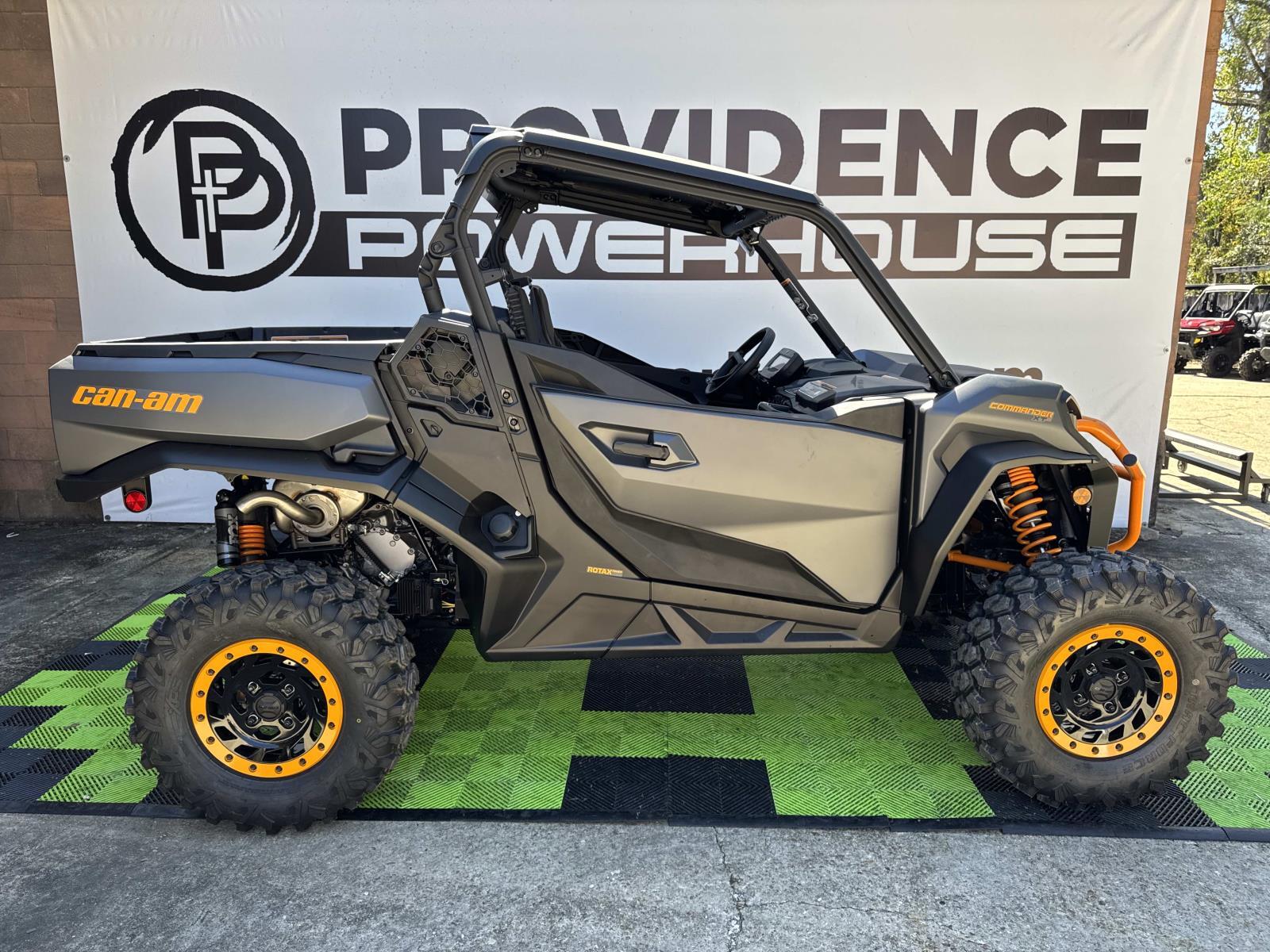 2025 Can-Am SSV COM XTP 64 1000R GY 25 XT 1000R