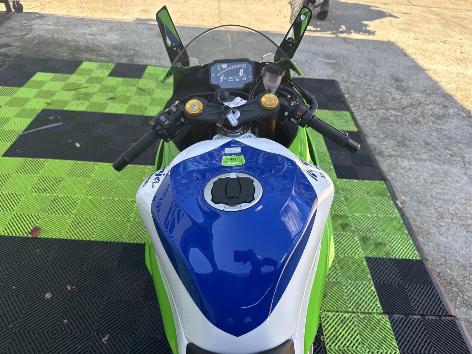 2024 Kawasaki Ninja ZX-6R ABS - Photo 6