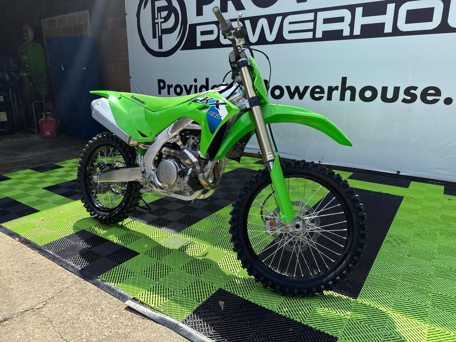 2026 Kawasaki KX 450 - Photo 3