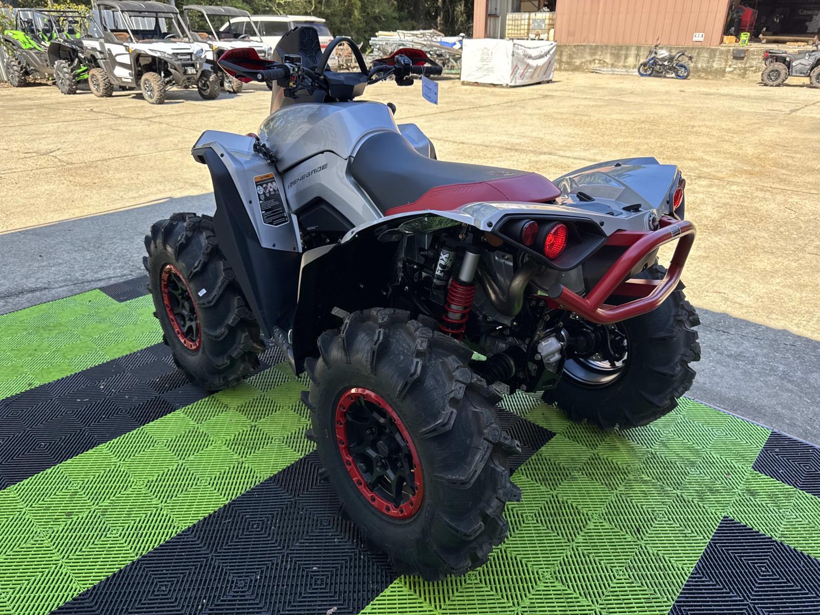 2025 Can-Am RENEGADE XMR 1000R - Photo 4