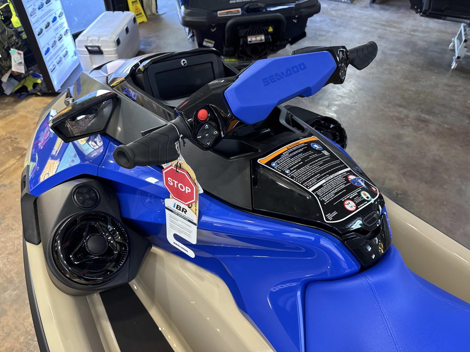 2025 Sea-Doo WAKE PRO 230 - Photo 6