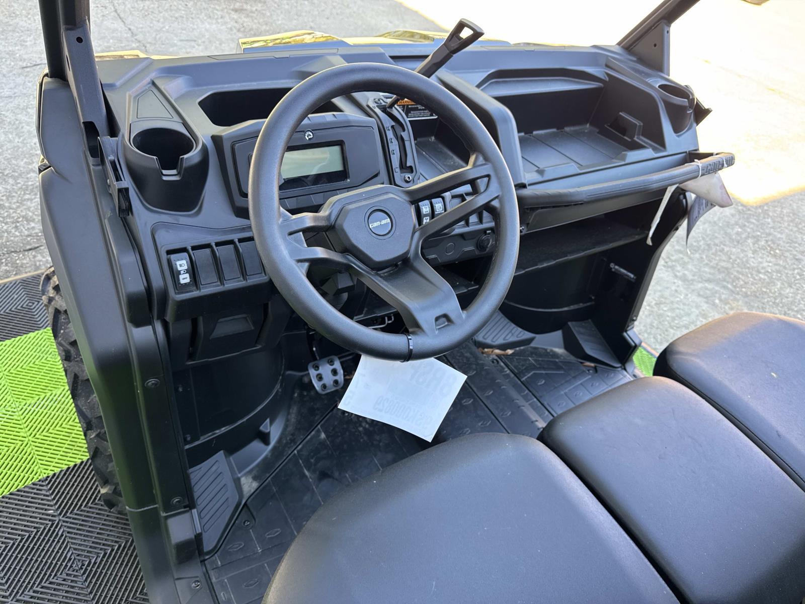 2025 Can-Am DEFENDER MAX DPS HD9 - Photo 6