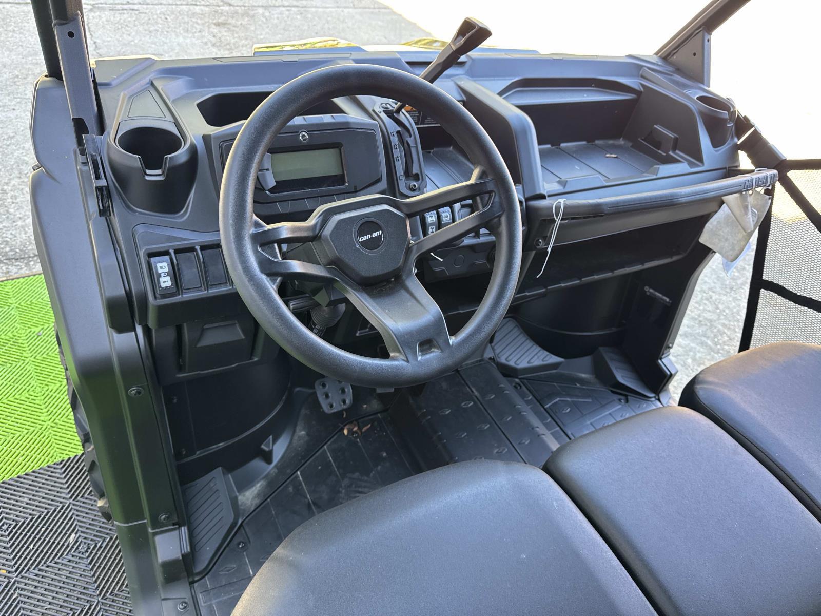 2025 Can-Am DEFENDER MAX DPS HD9 - Photo 6