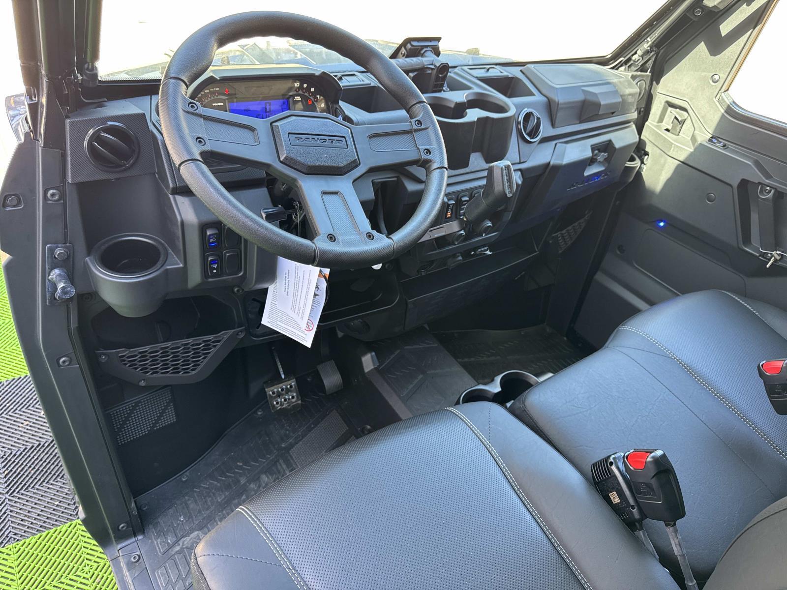 2026 Polaris RANGER CREW XP 1000 NS PREMIUM - Photo 6