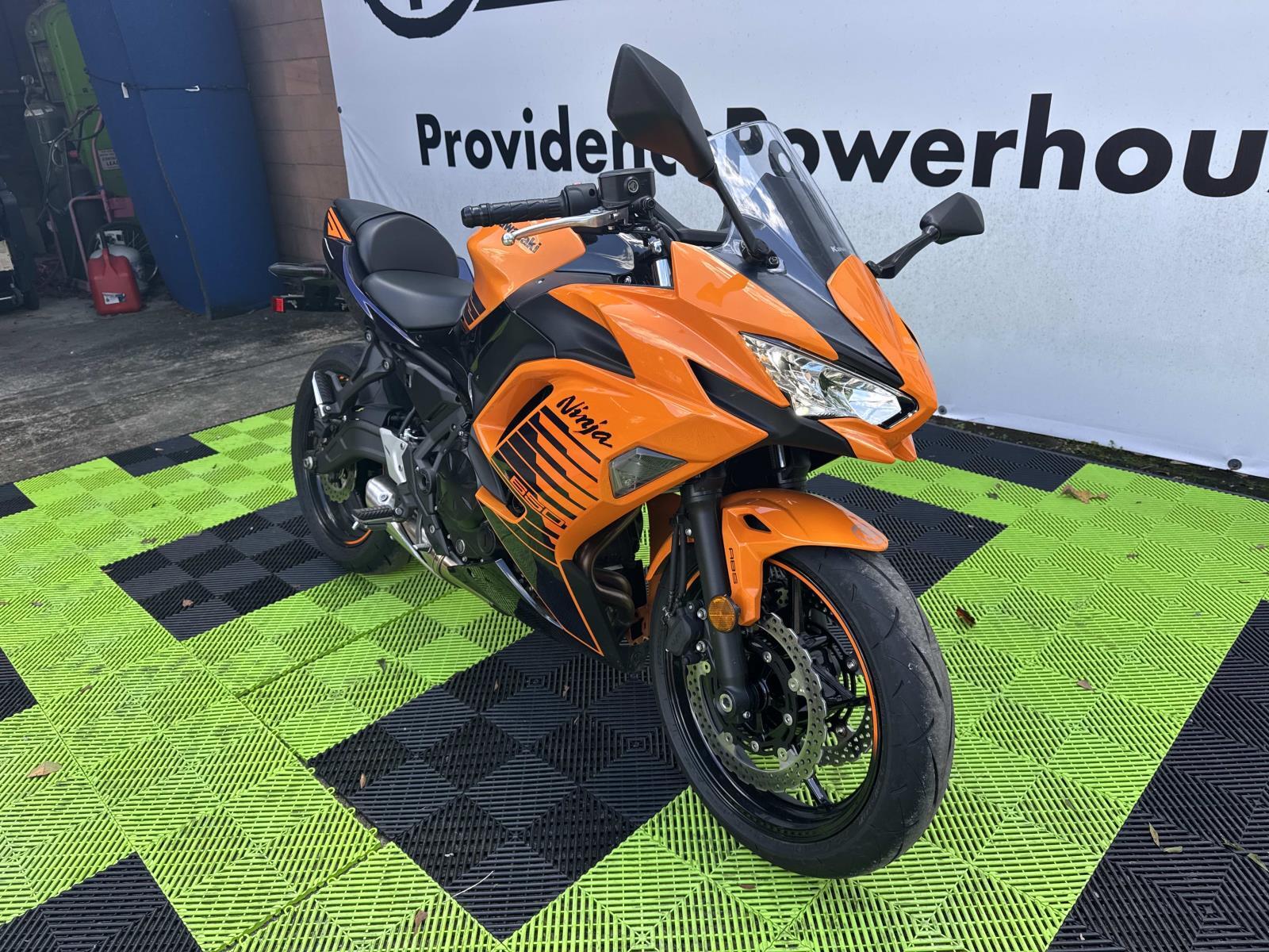 2025 Kawasaki Ninja® 650 ABS - Photo 3
