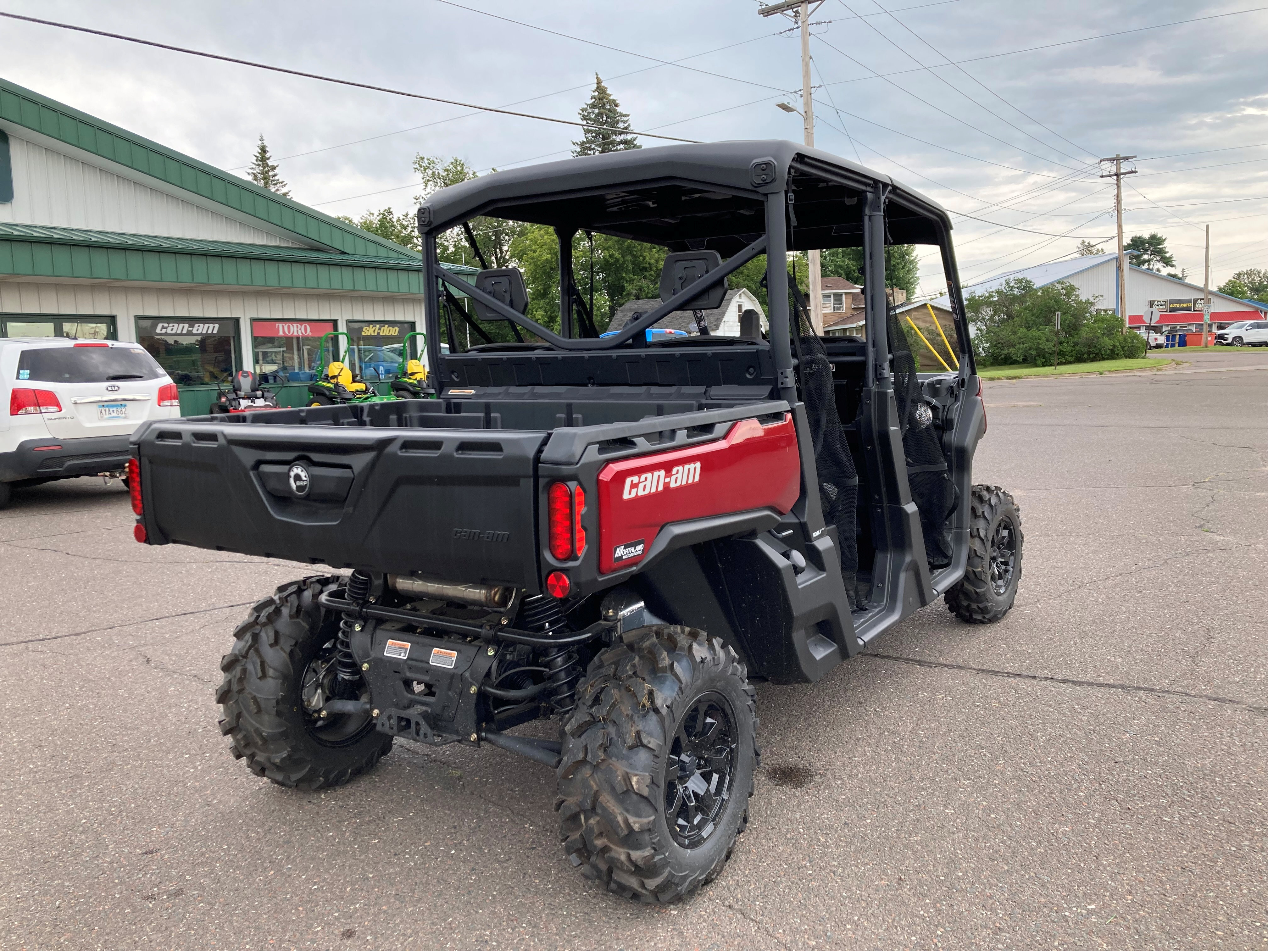 2024 Can-Am DEFENDER MAX XT HD10 / 8MRB - Photo 8