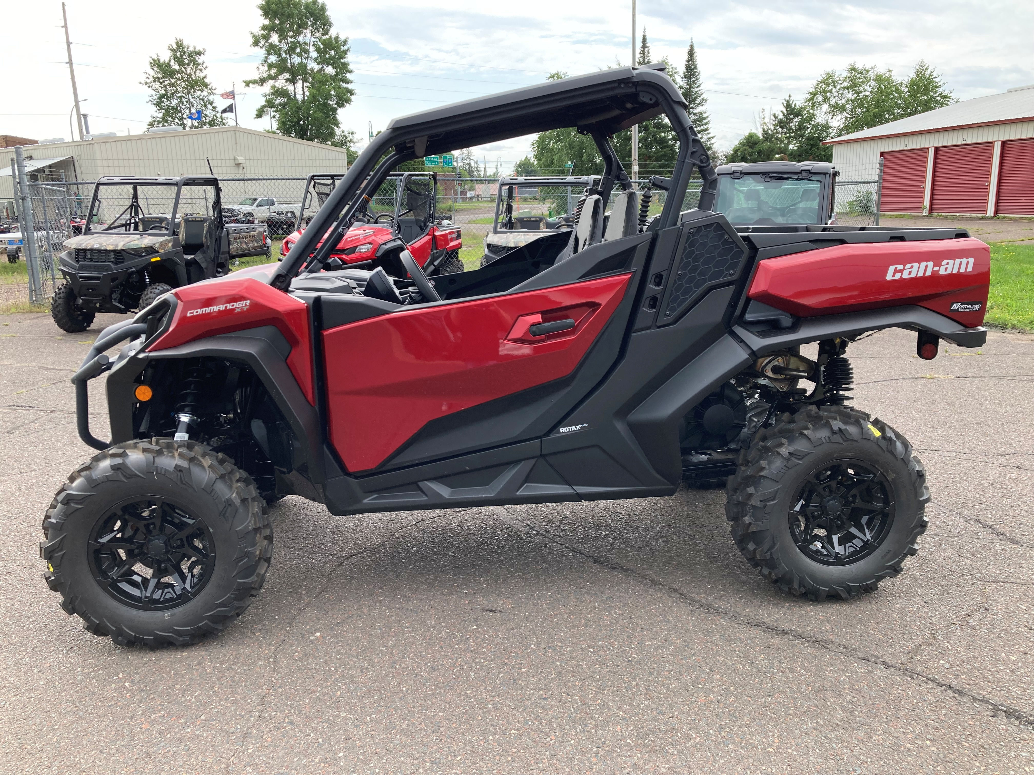 2024 Can-Am Commander XT 700 / 9ARB00 - Photo 14