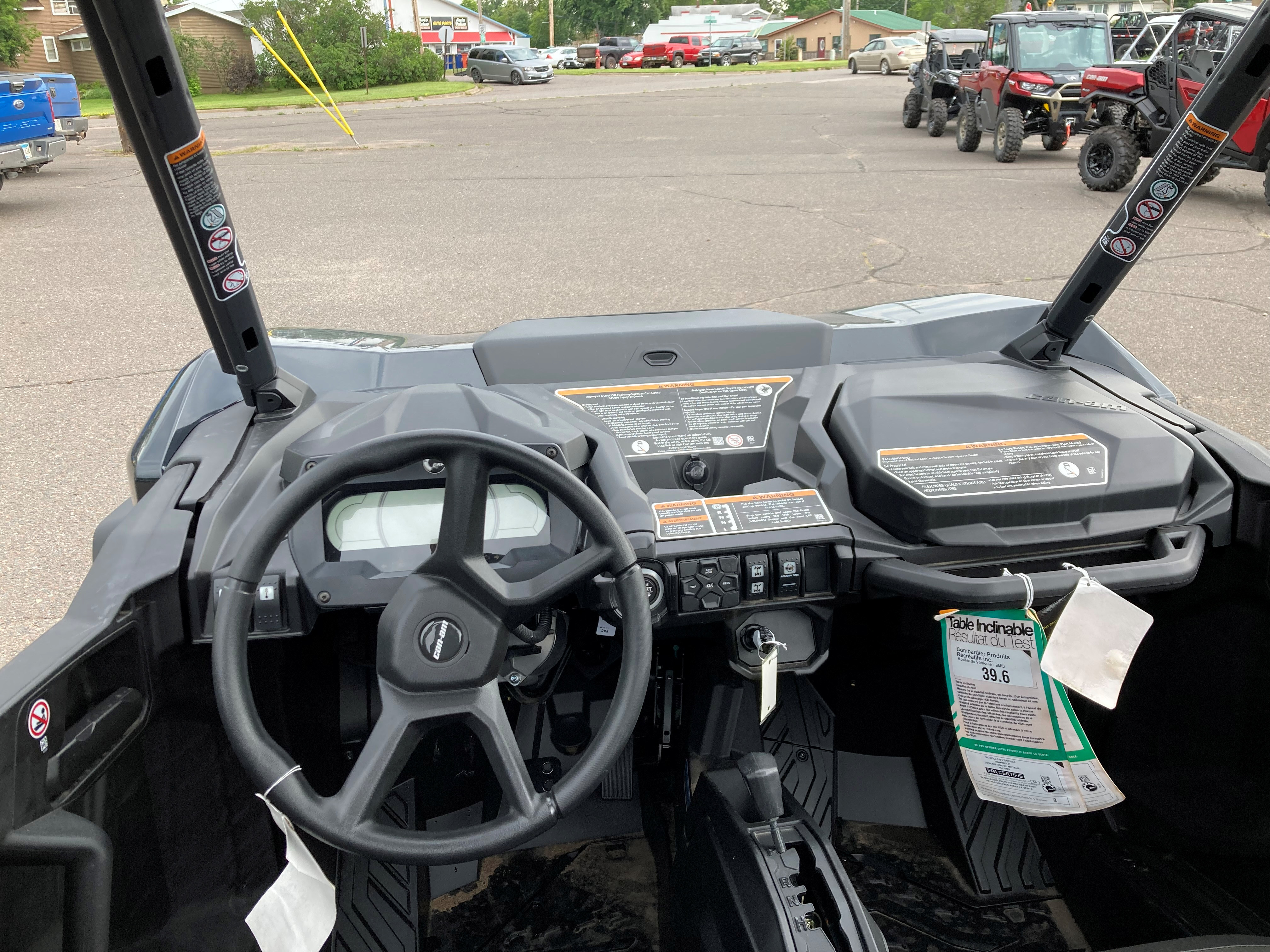 2024 Can-Am COMMANDER XT 700 / 0009ARD00 - Photo 10