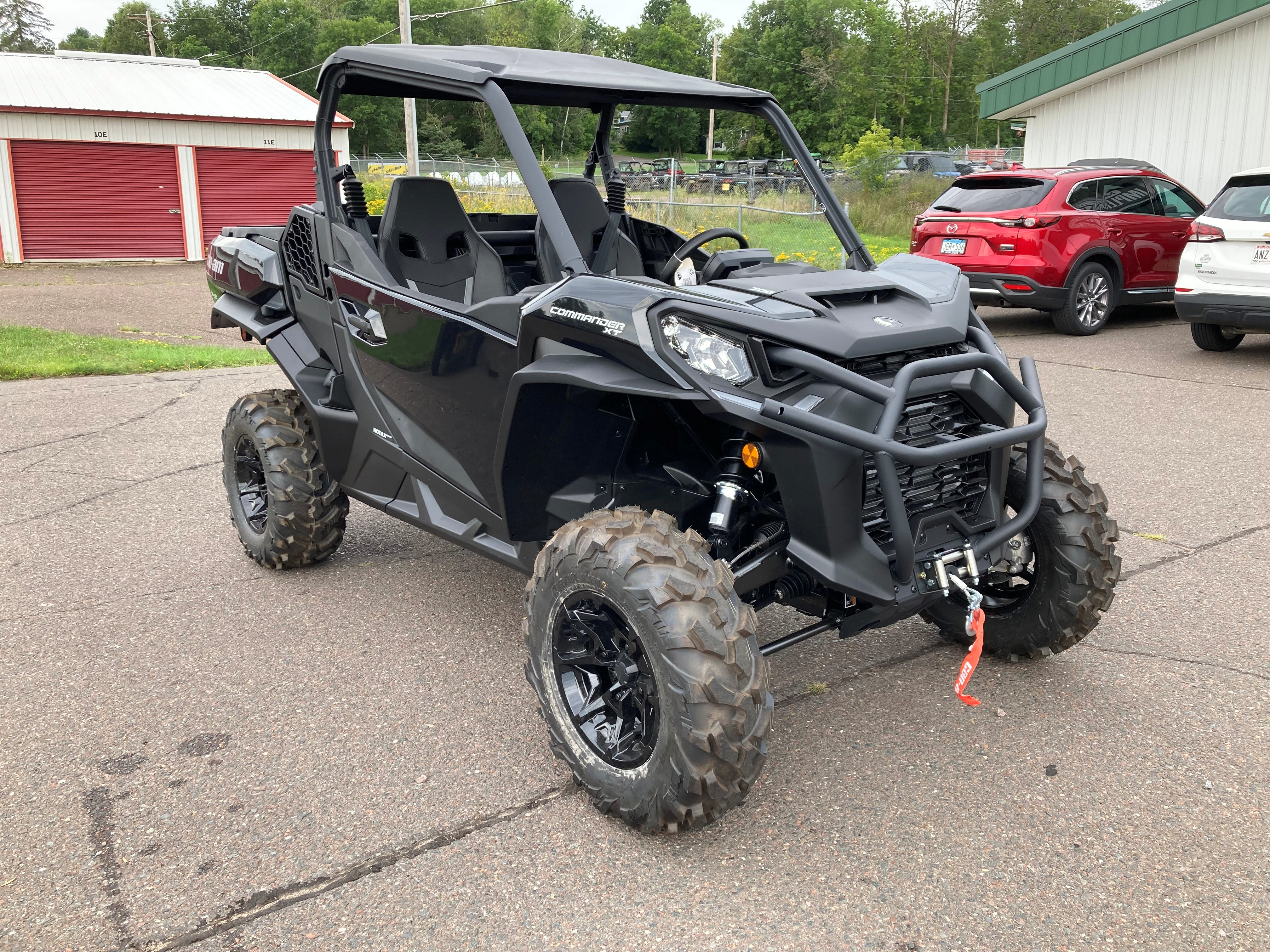 2024 Can-Am Commander XT 700 / 9ARD00