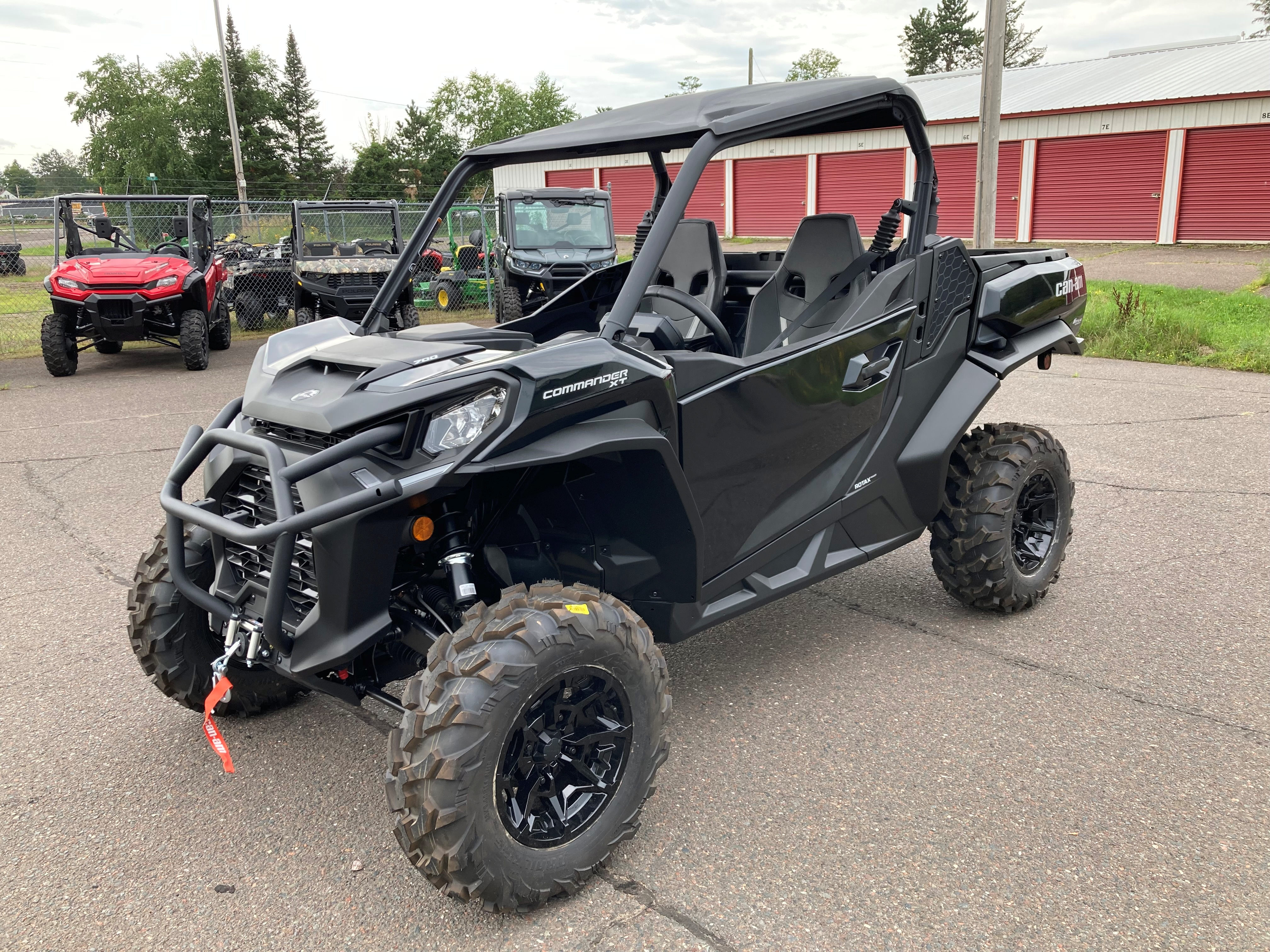 2024 Can-Am Commander XT 700 / 9ARD00 - Photo 4