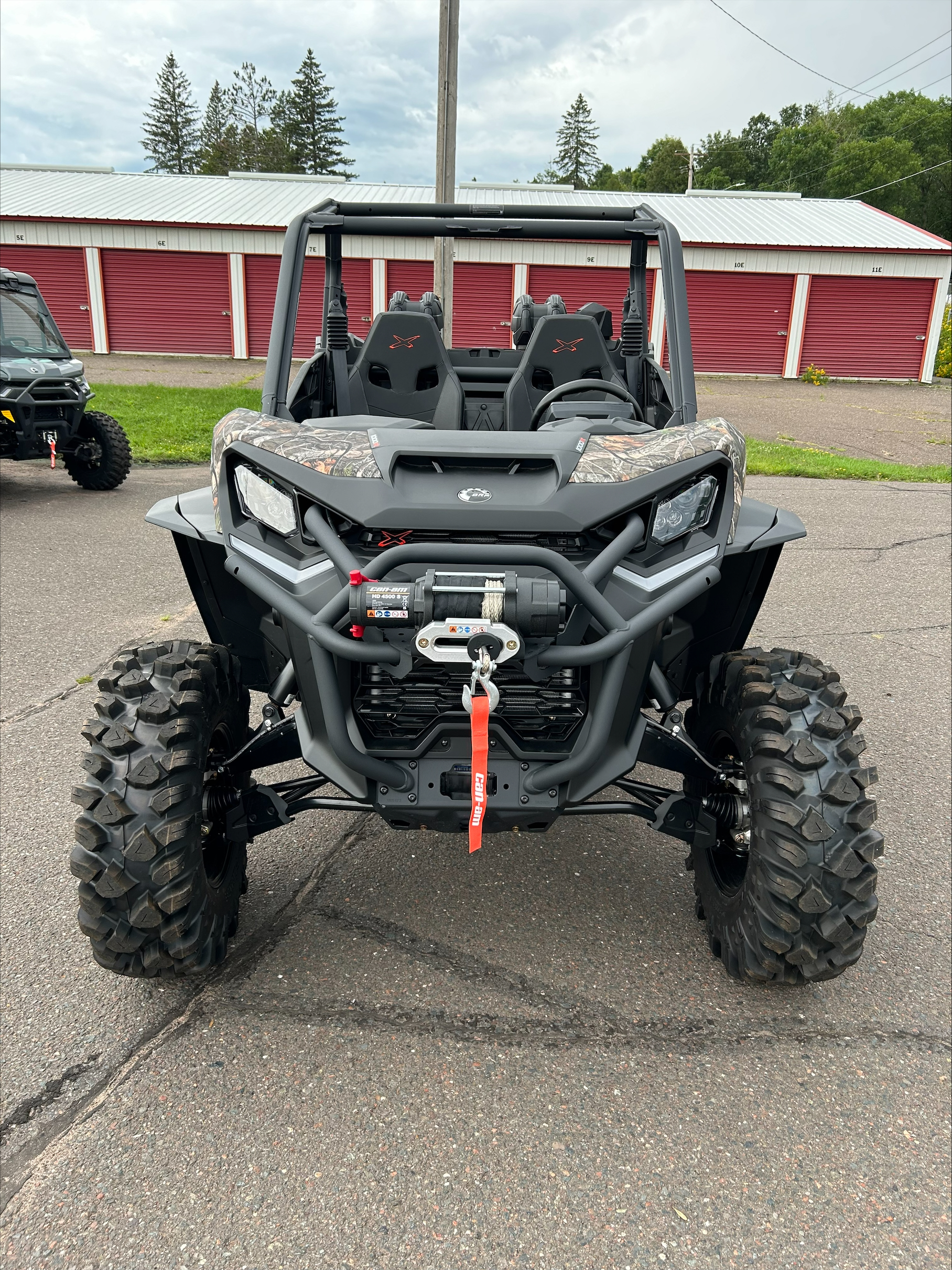 2024 Can-Am Commander X MR 1000R / 6SRA00 - Photo 3