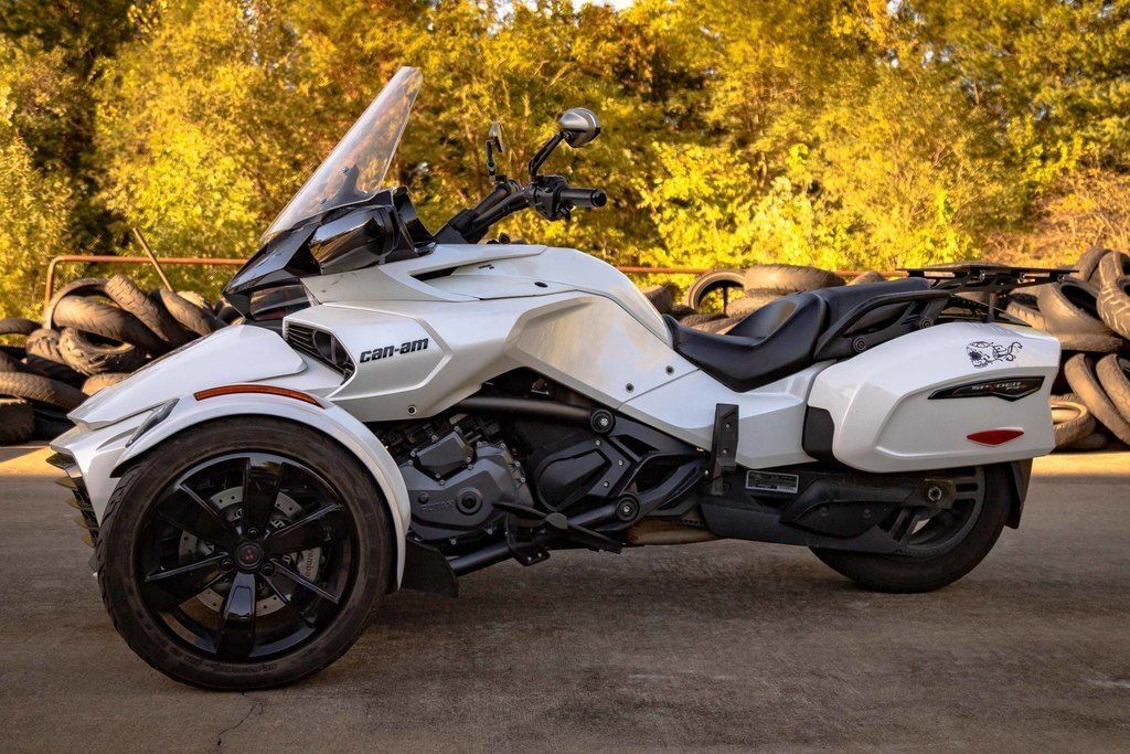 3 Wheel Motorcycle Ted's Motorcycle World Alton, IL (618) 462-3030