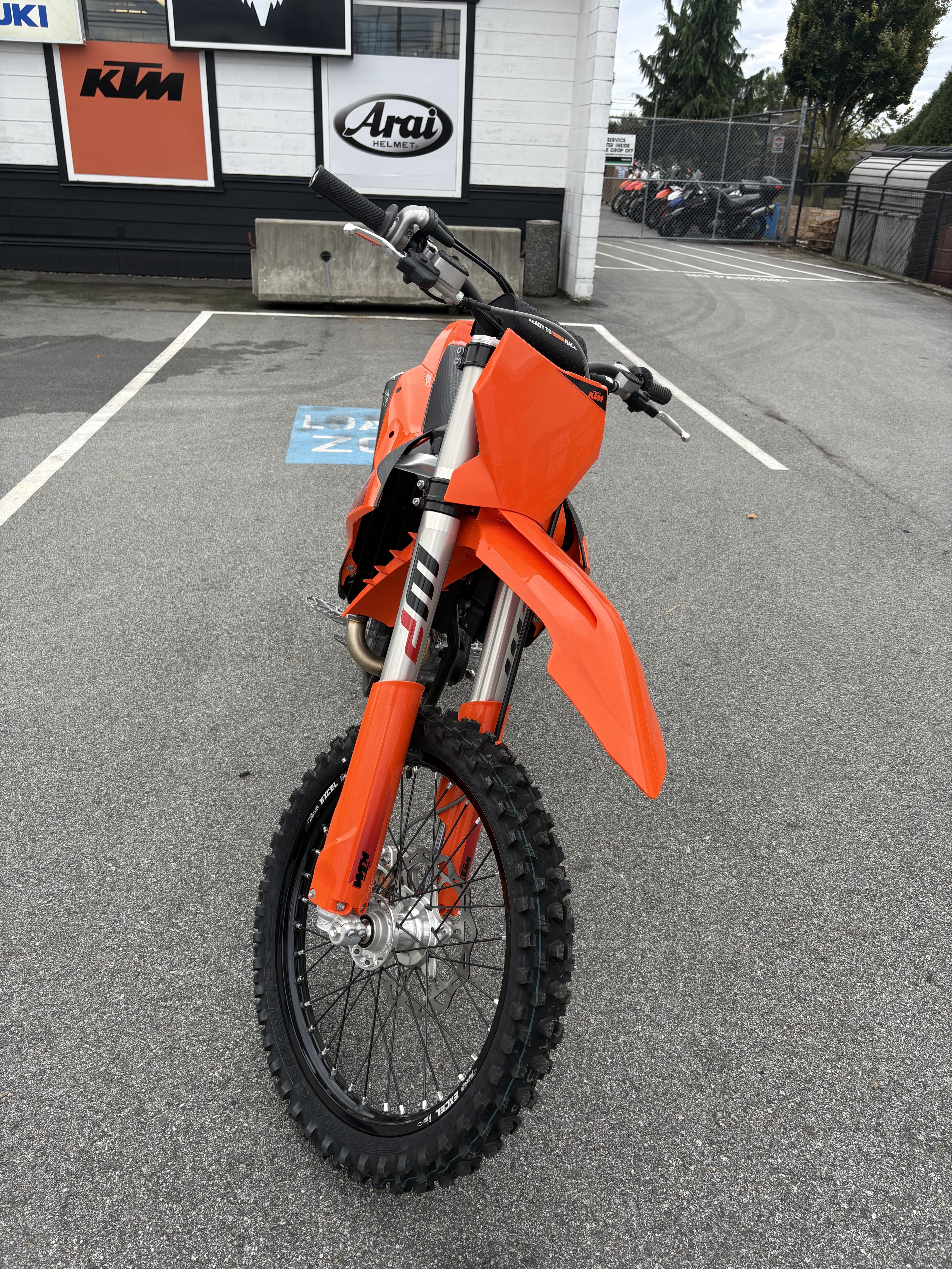 2025 KTM 250 SX-F - Photo 3