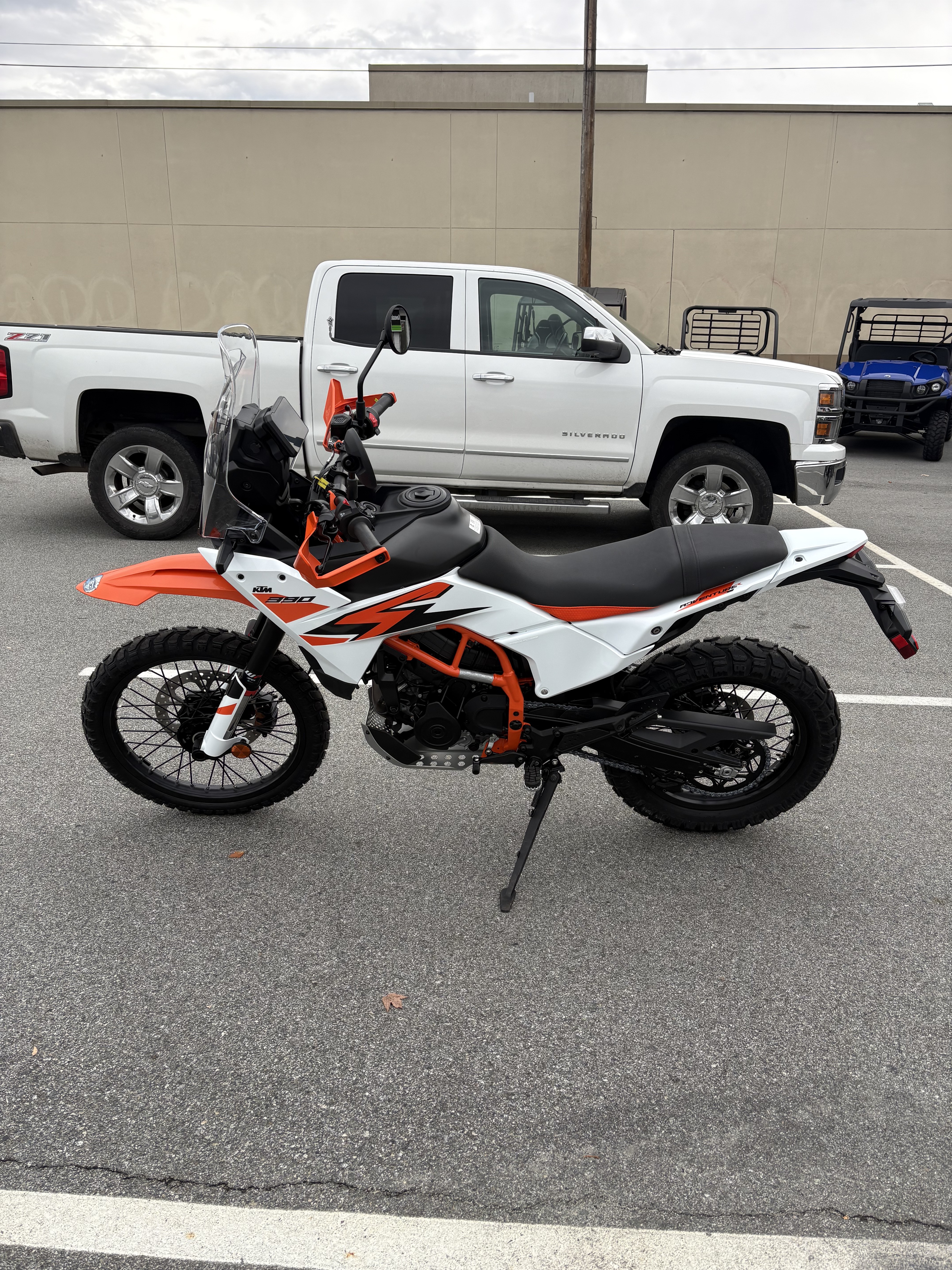 2025 KTM 390 ADVENTURE R - Photo 10