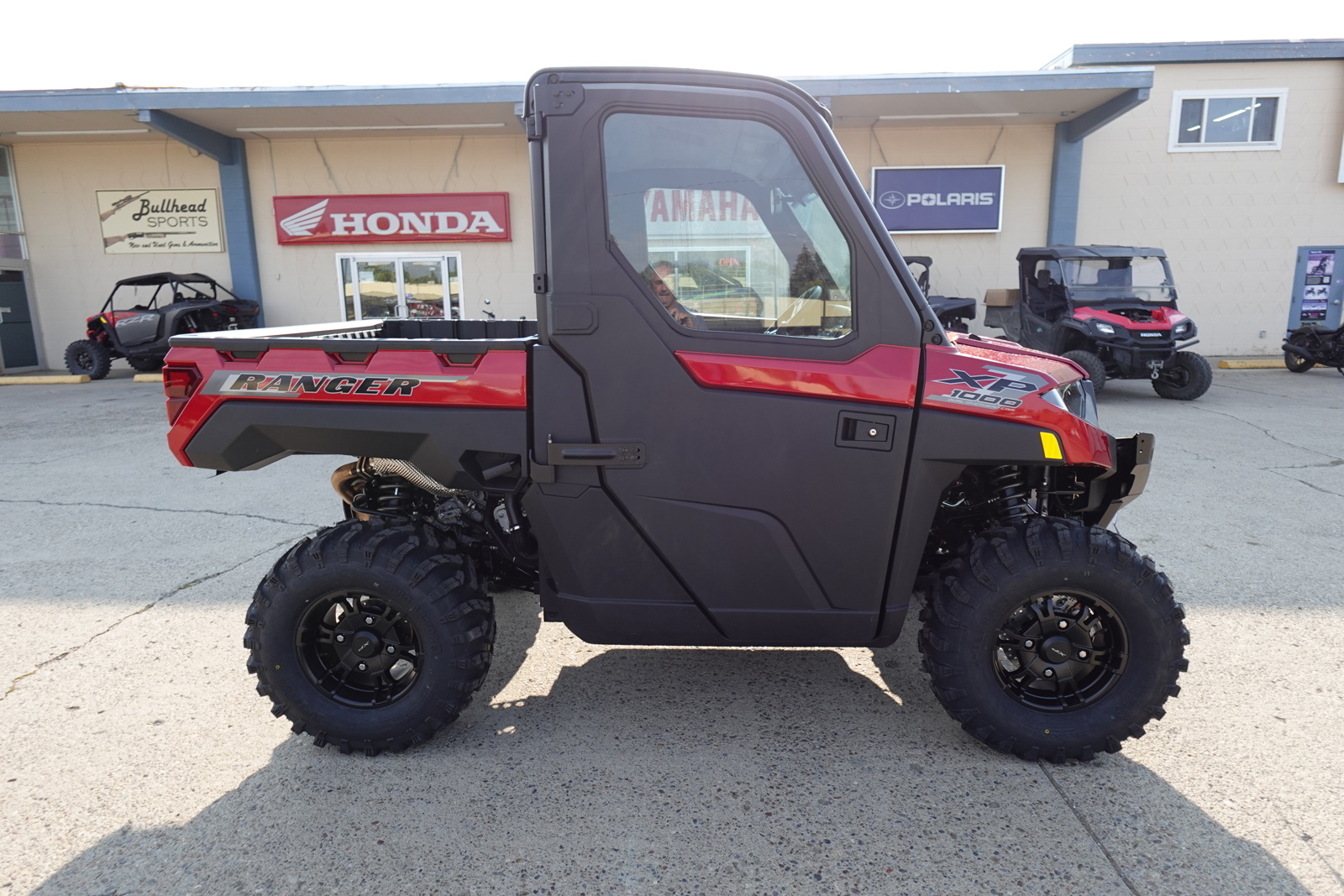2025 Polaris R25RRY99AS Northstar Ultimate - Photo 2