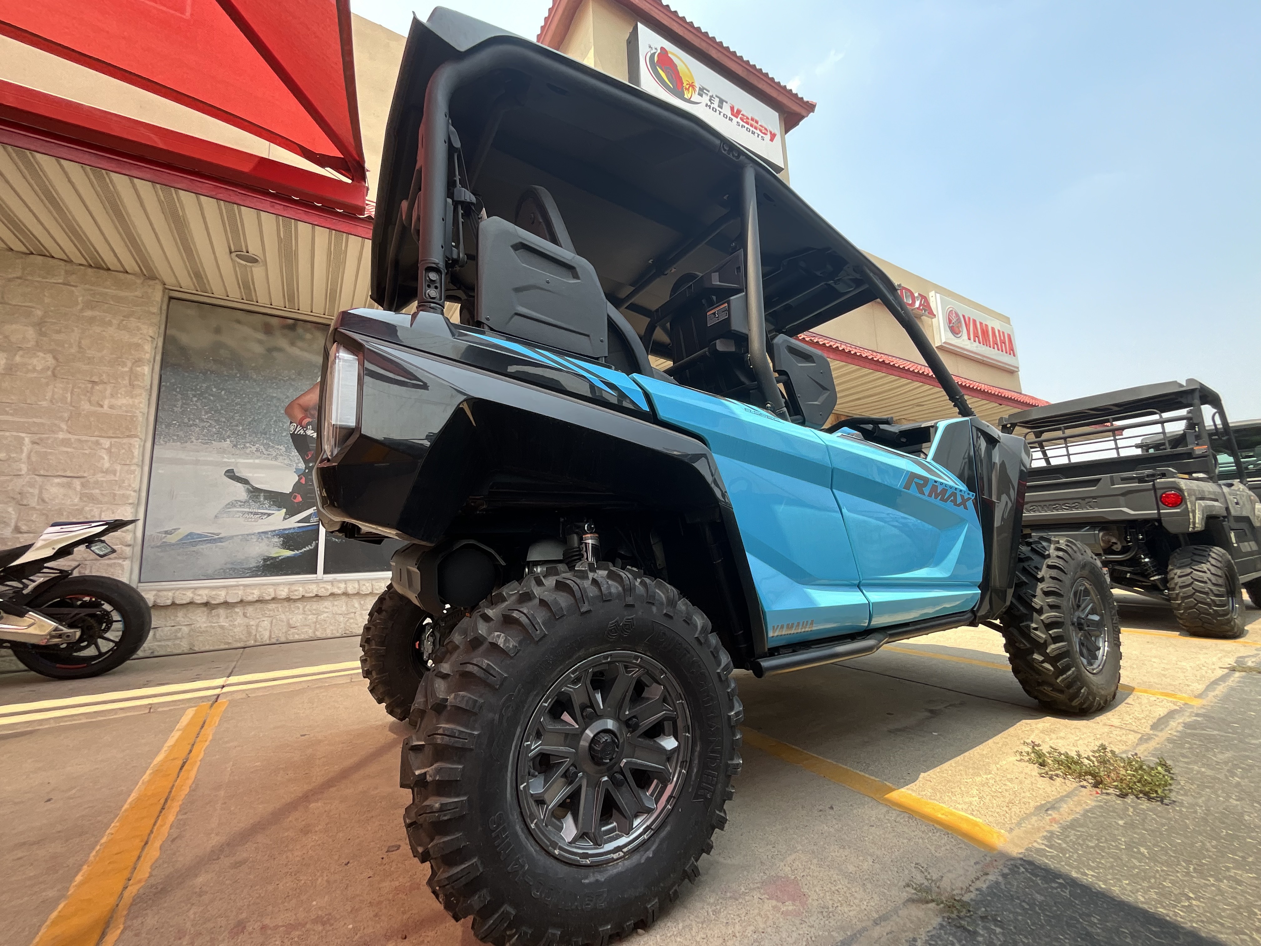 2023 Yamaha Wolverine RMAX4 R-Spec - Photo 8