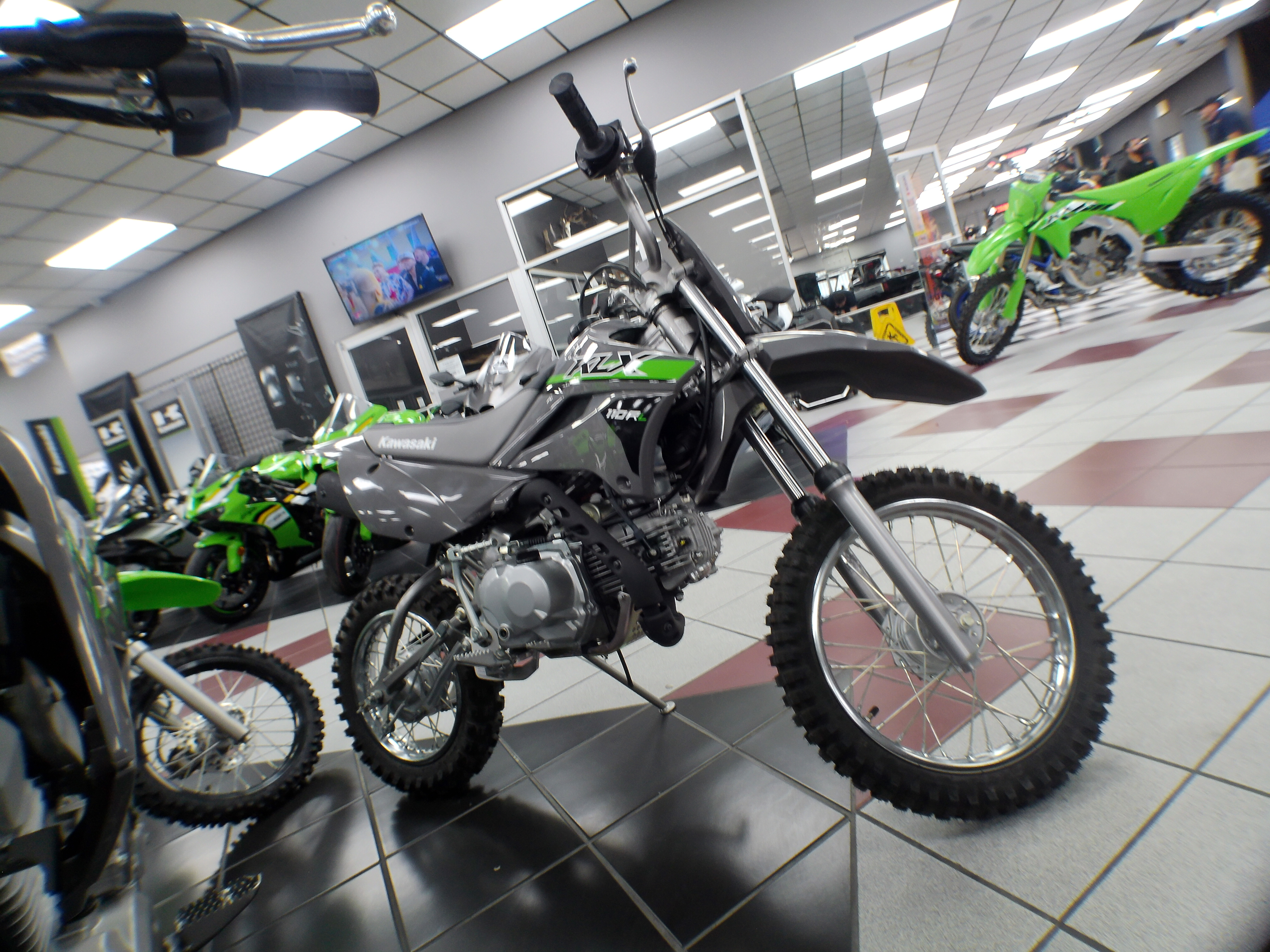2024 Kawasaki KLX 110R L - Photo 5