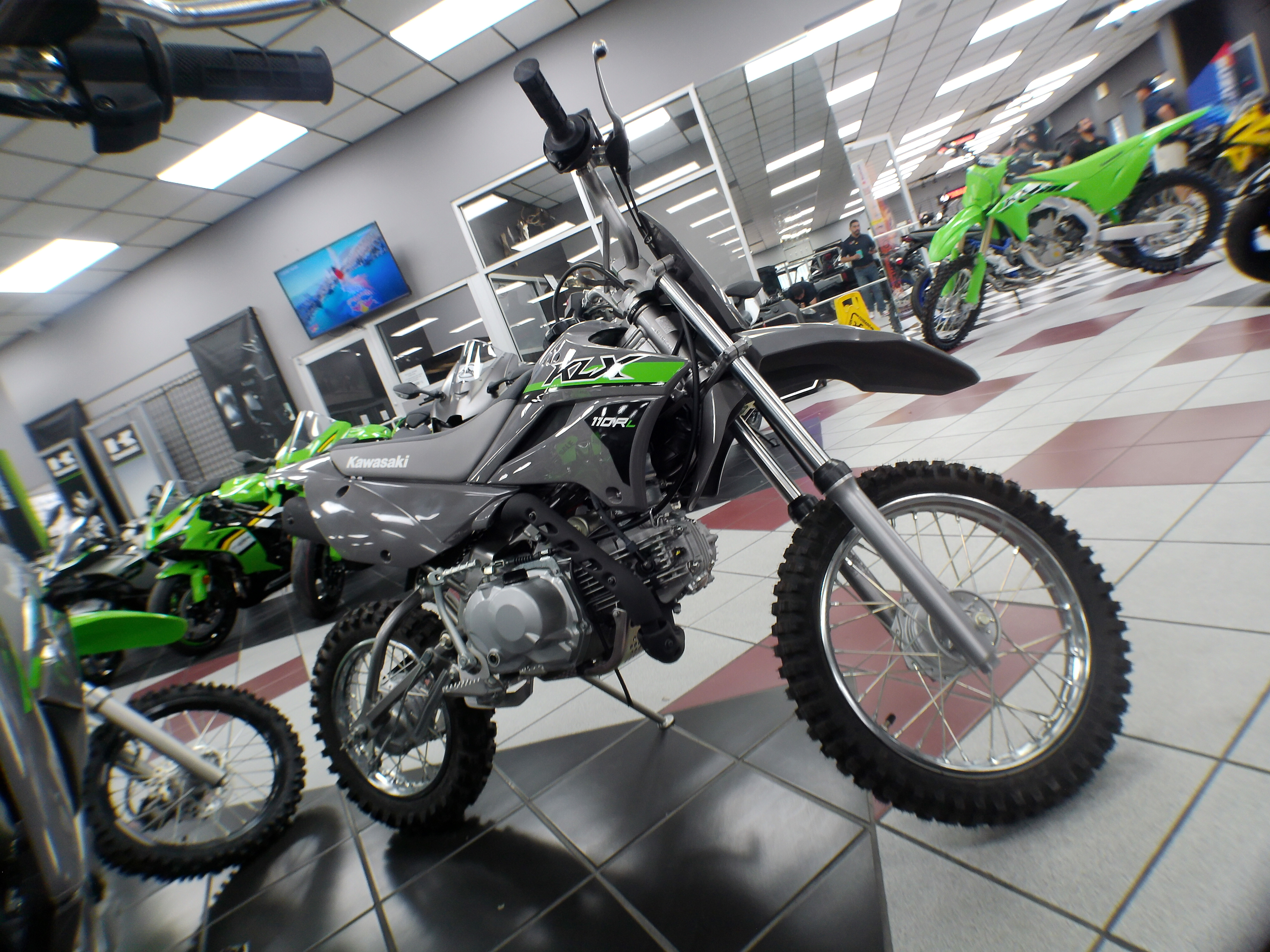 2024 Kawasaki KLX 110R L - Photo 2