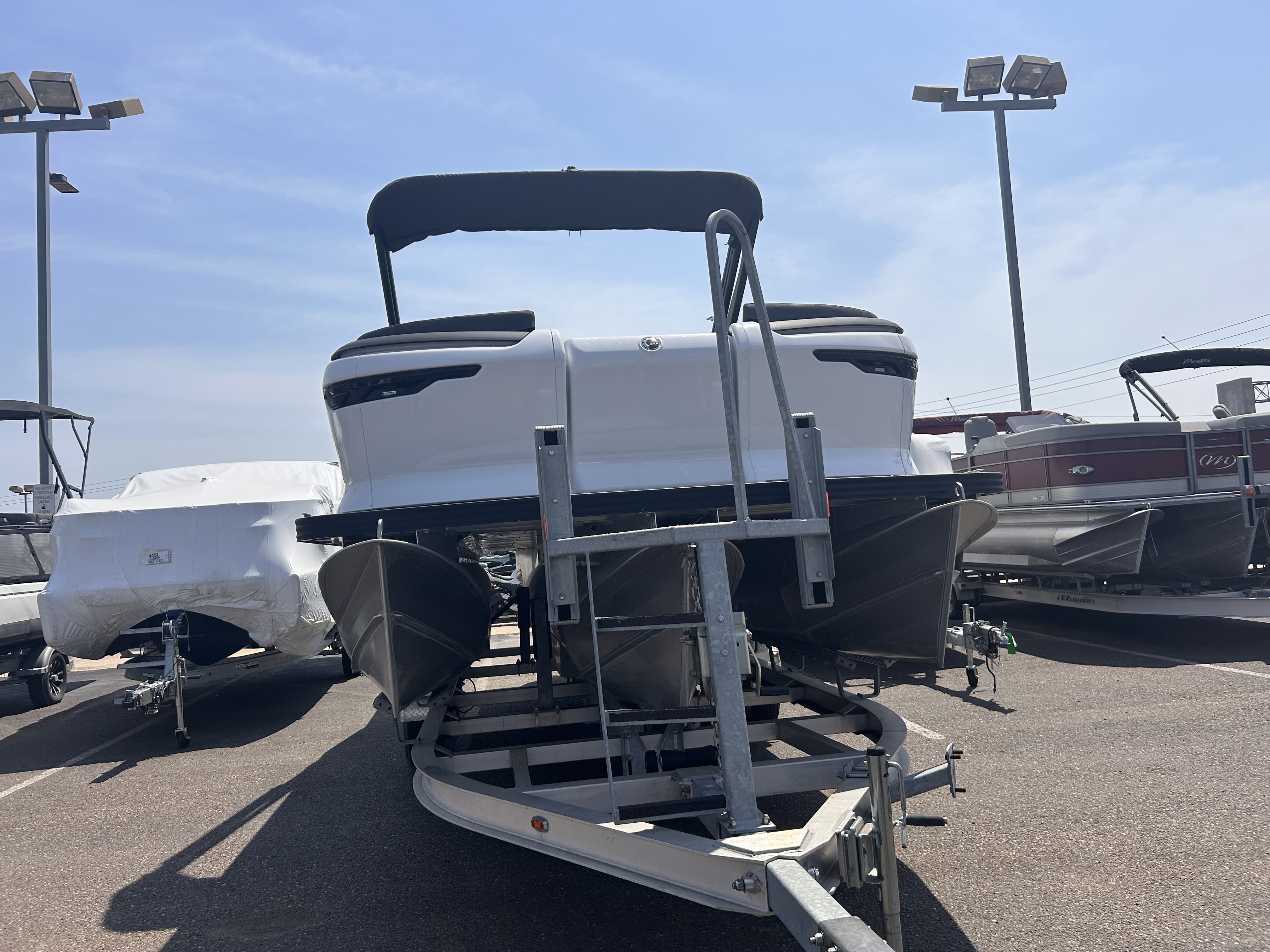 2023 Manitou EXPLORE SWITCHBACK 22MAX TRIFOLD STEALTH (Boat & Trailer Package) ($52,141.60) - Photo 9
