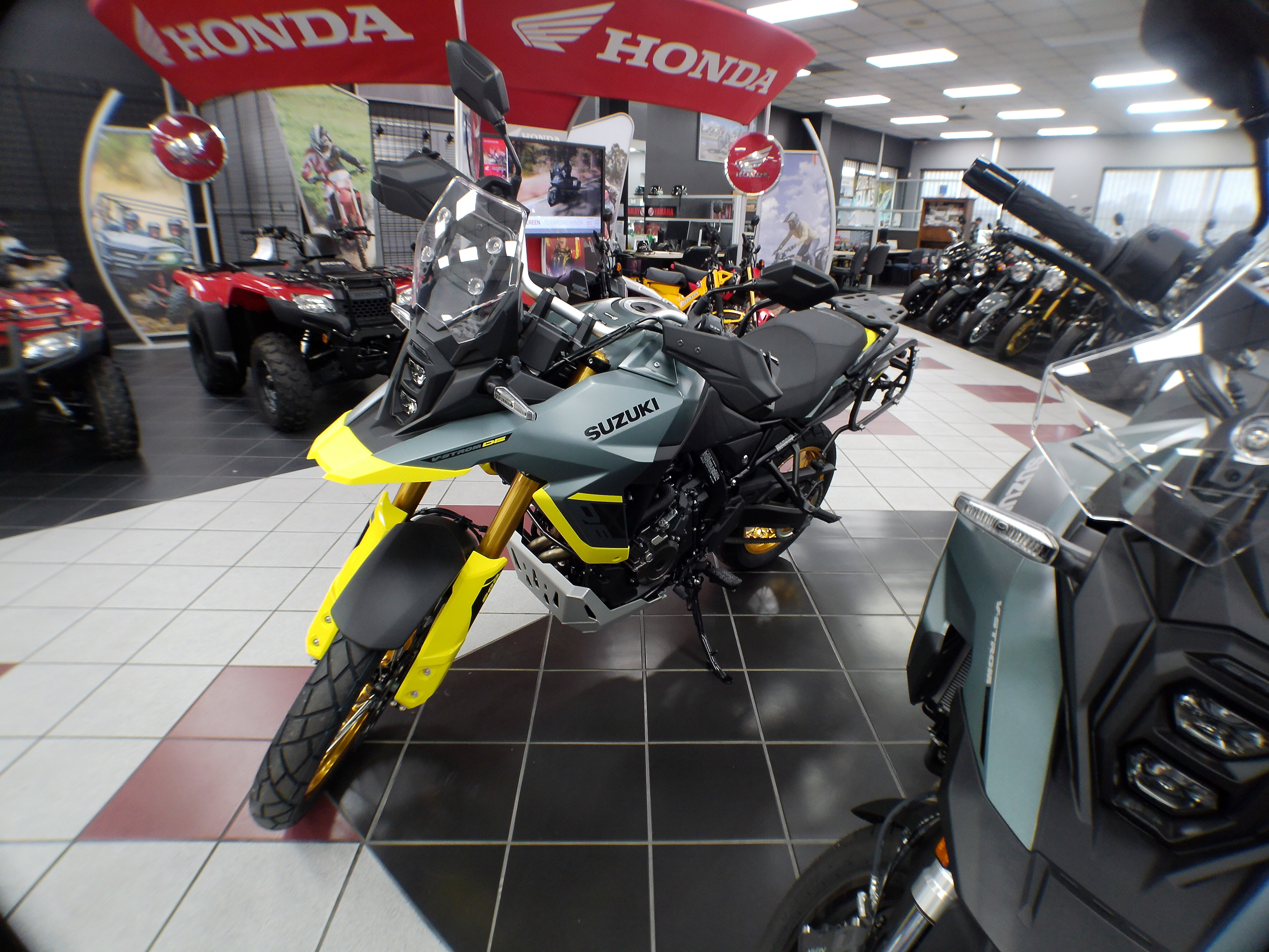2024 Suzuki V-Strom 800DE ADVENTURE - Photo 10