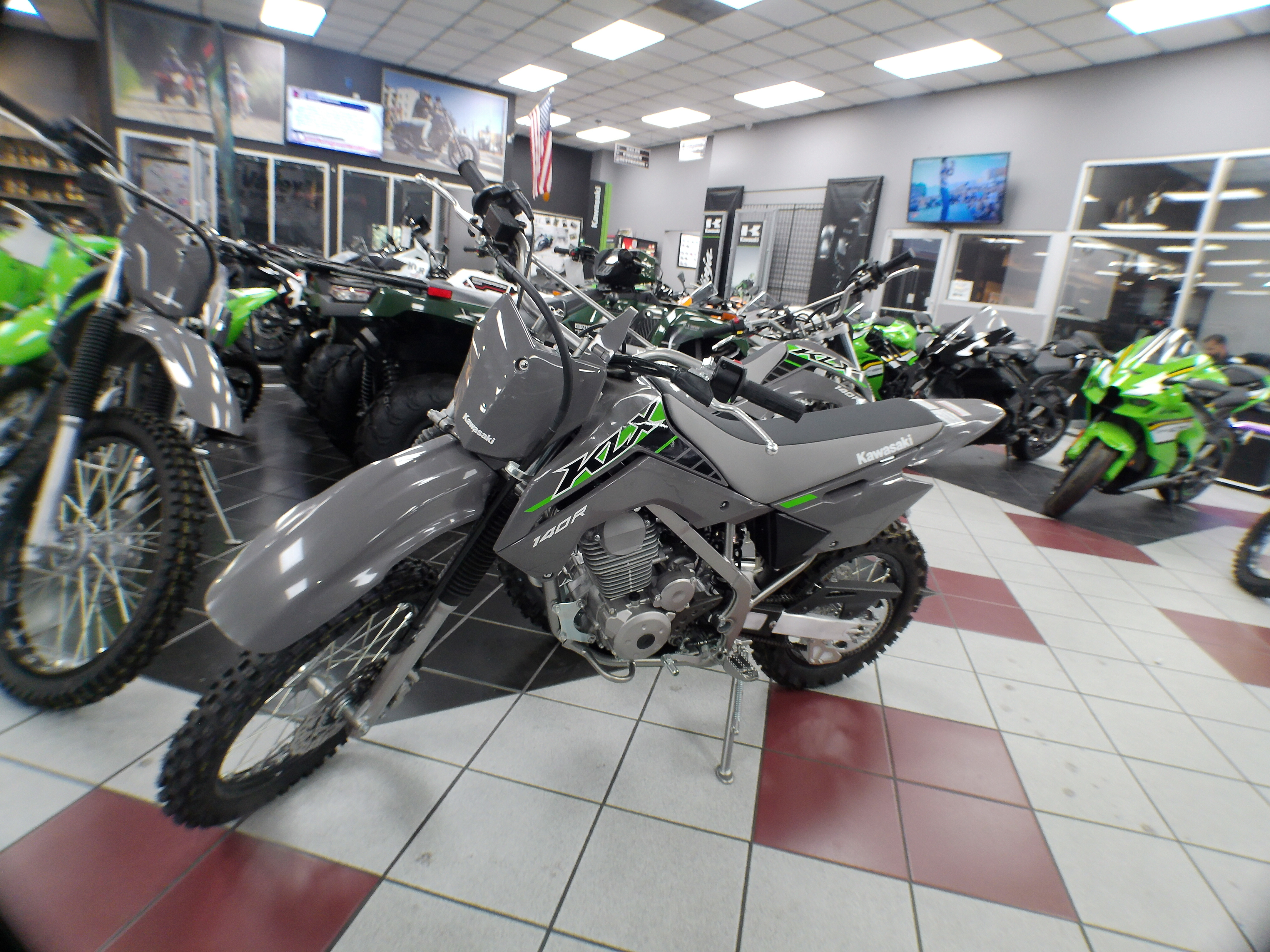 2025 Kawasaki KLX® 140R - Photo 6