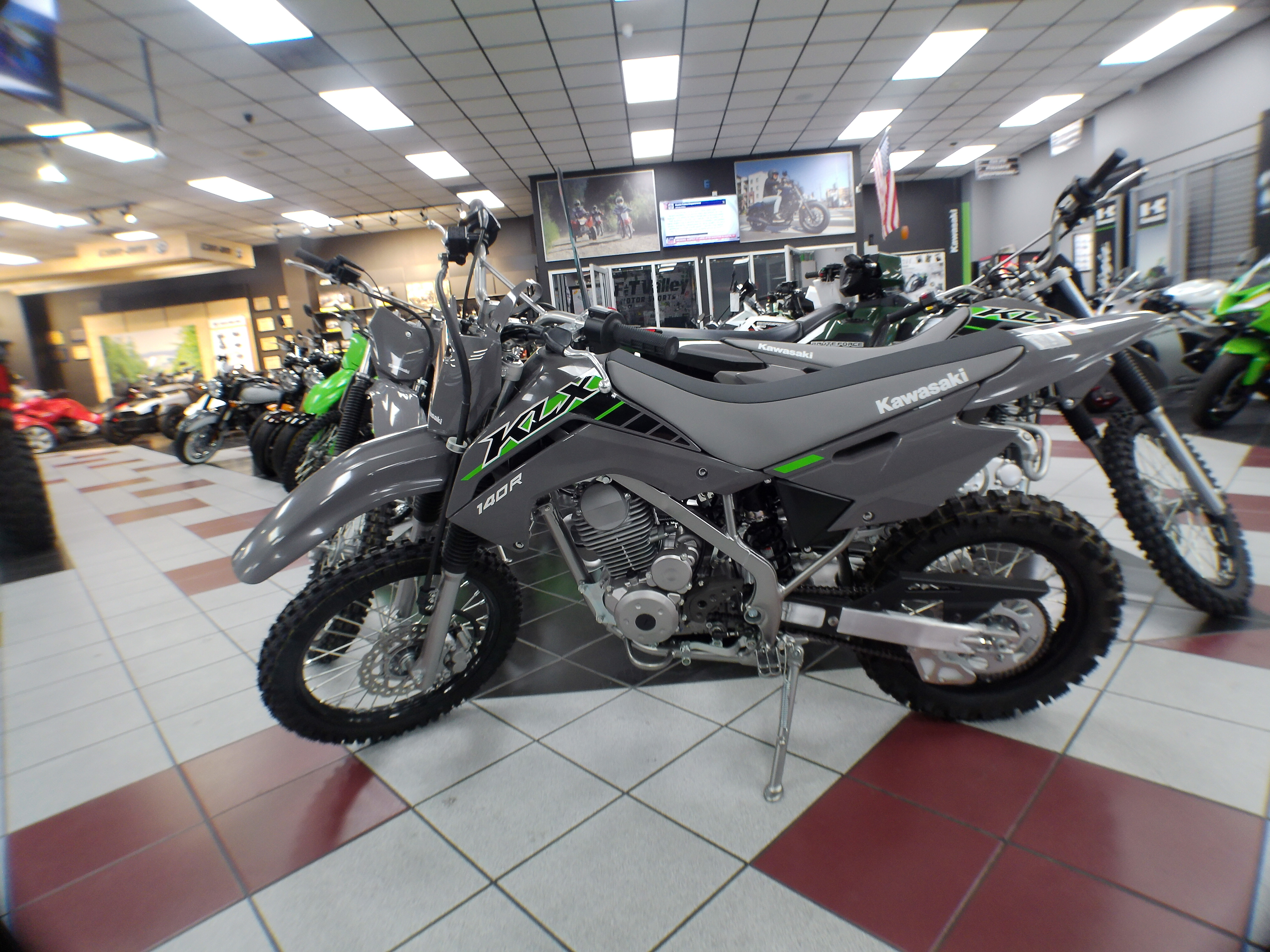 2025 Kawasaki KLX® 140R - Photo 3