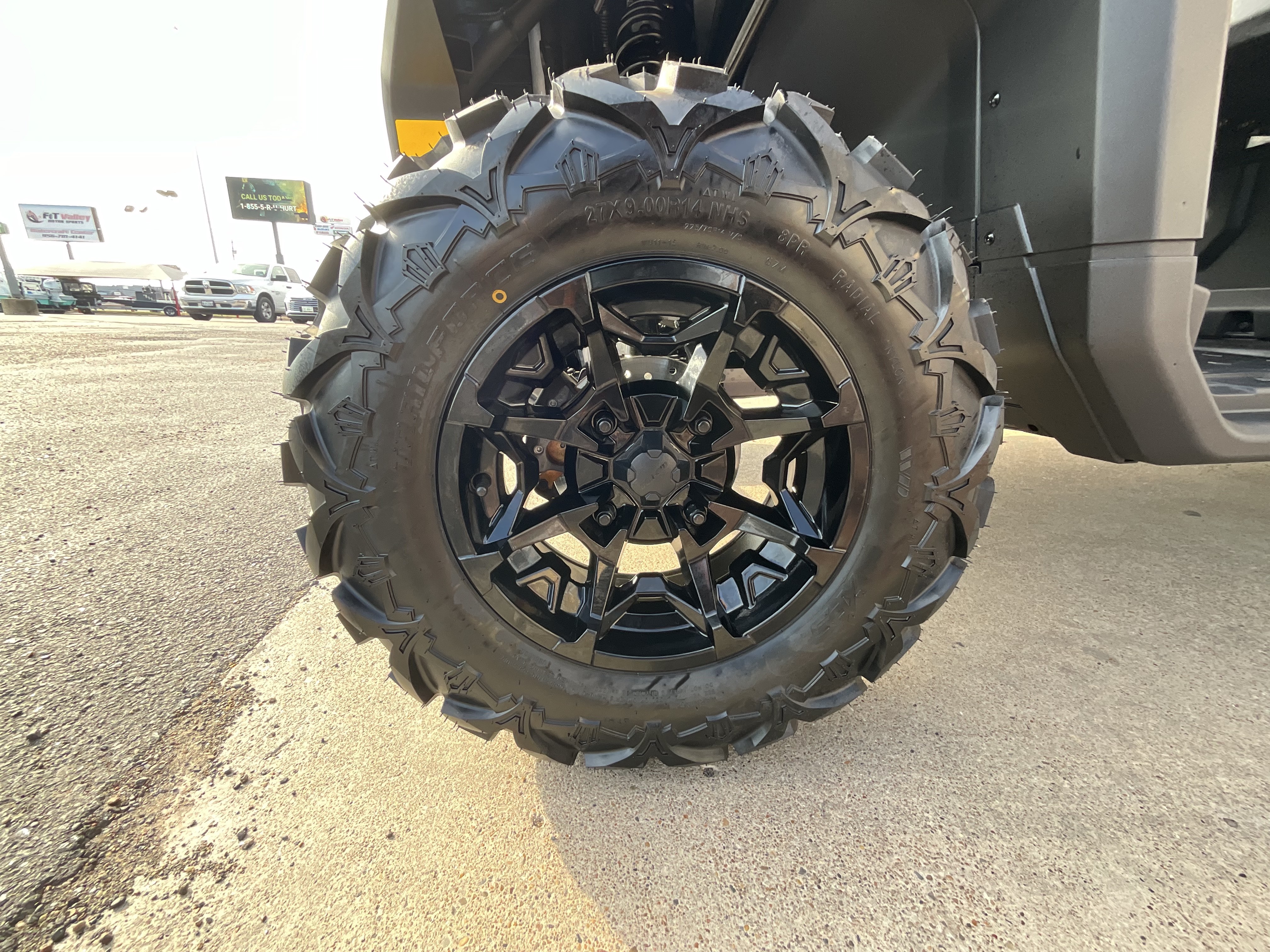2025 Can-Am DEF MAX DPS 62 HD7 - Photo 7