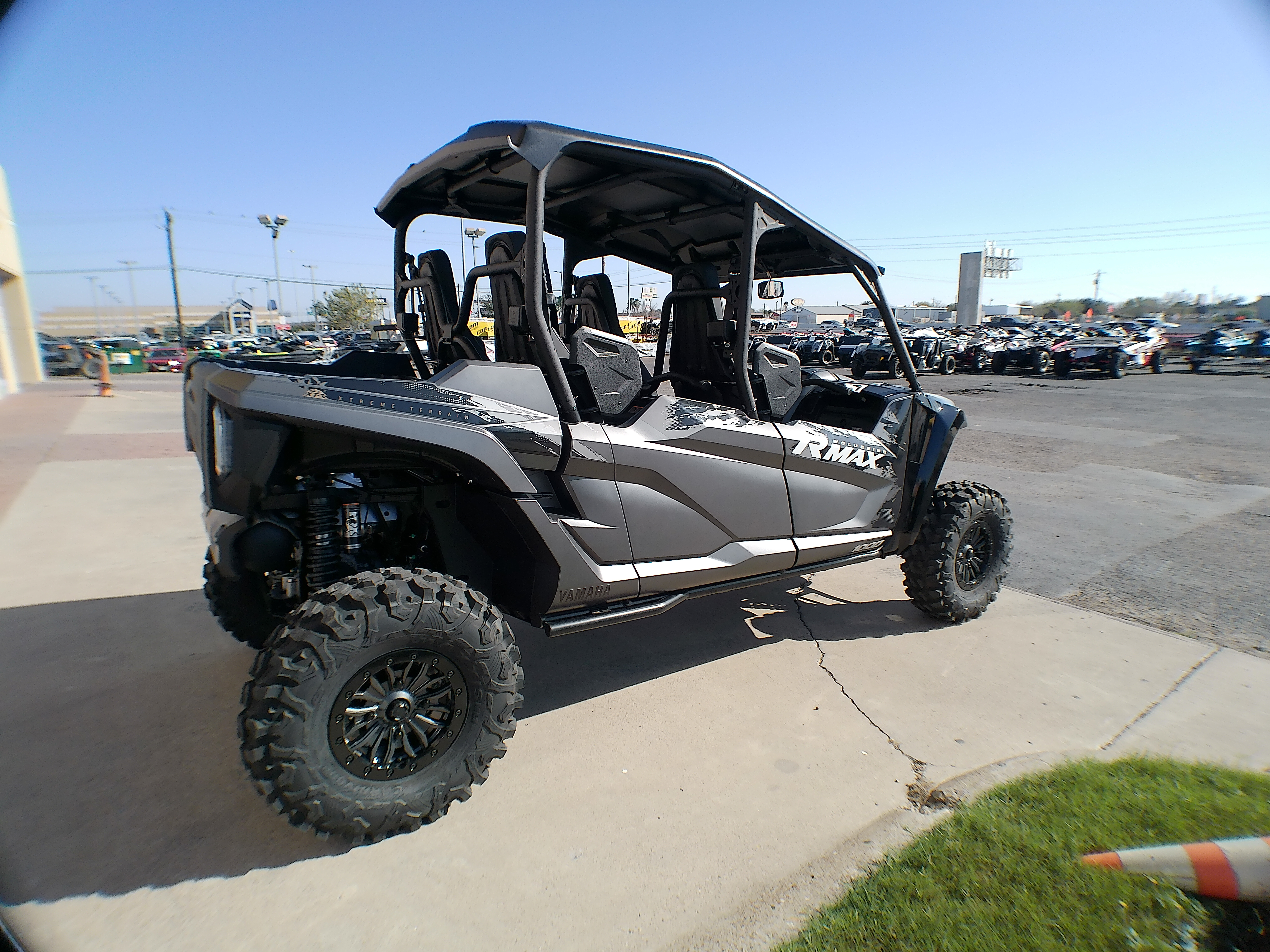 2025 Yamaha Wolverine RMAX4 1000 XT-R - Photo 6