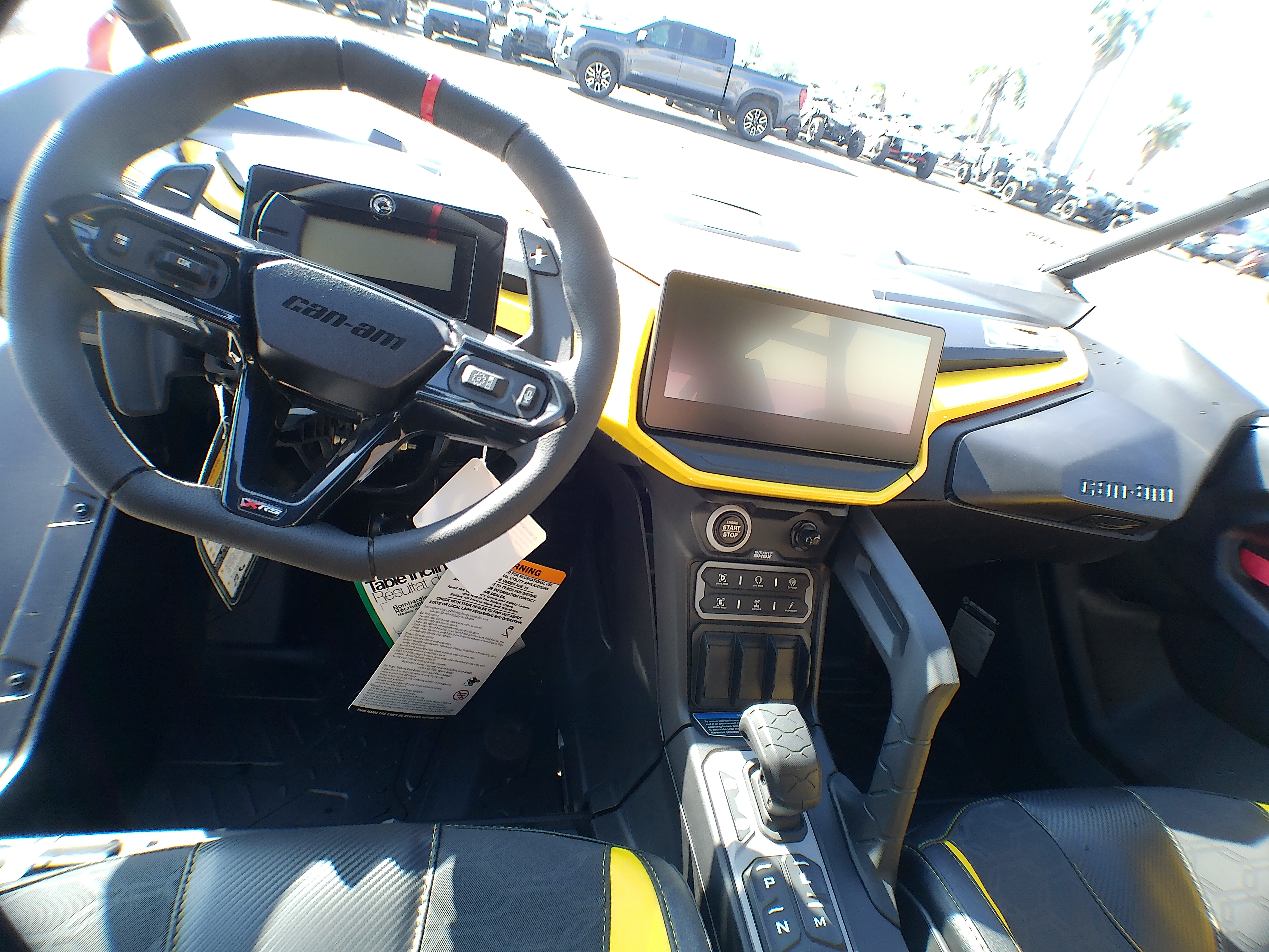 2025 Can-Am MV R MX XRS - Photo 12