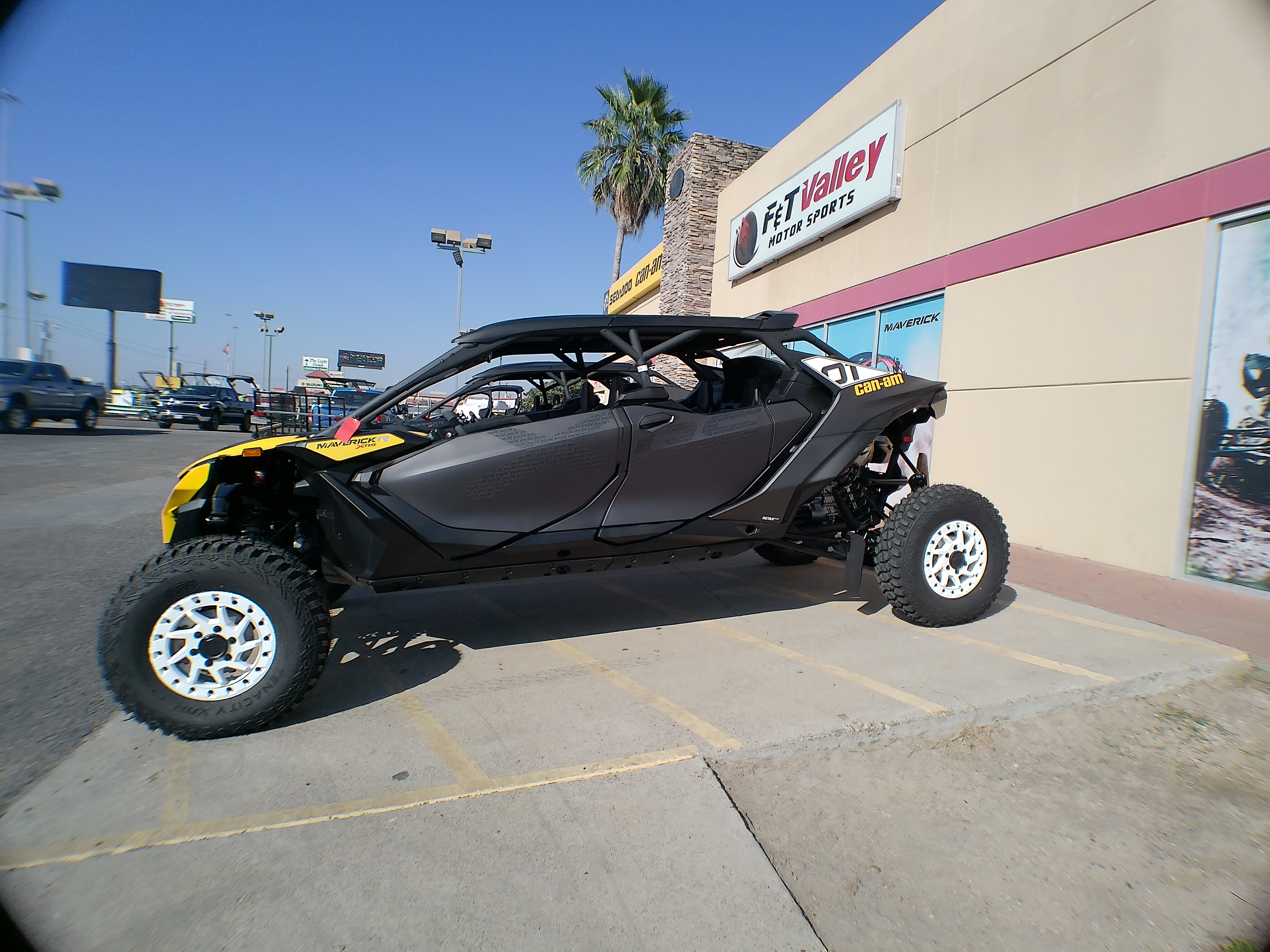 2025 Can-Am MV R MX XRS - Photo 8