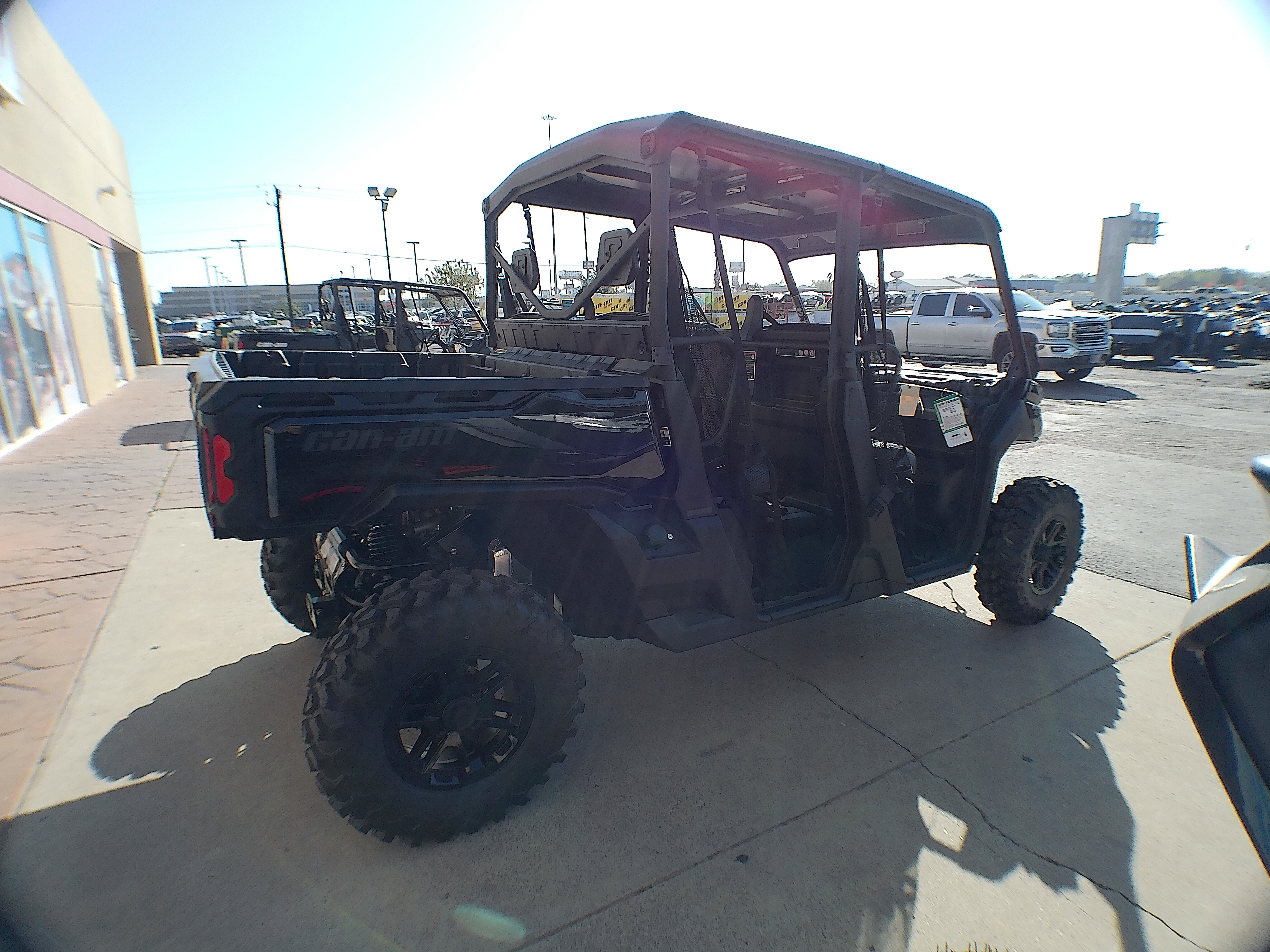 2025 Can-Am DEF MAX TEX - Photo 7